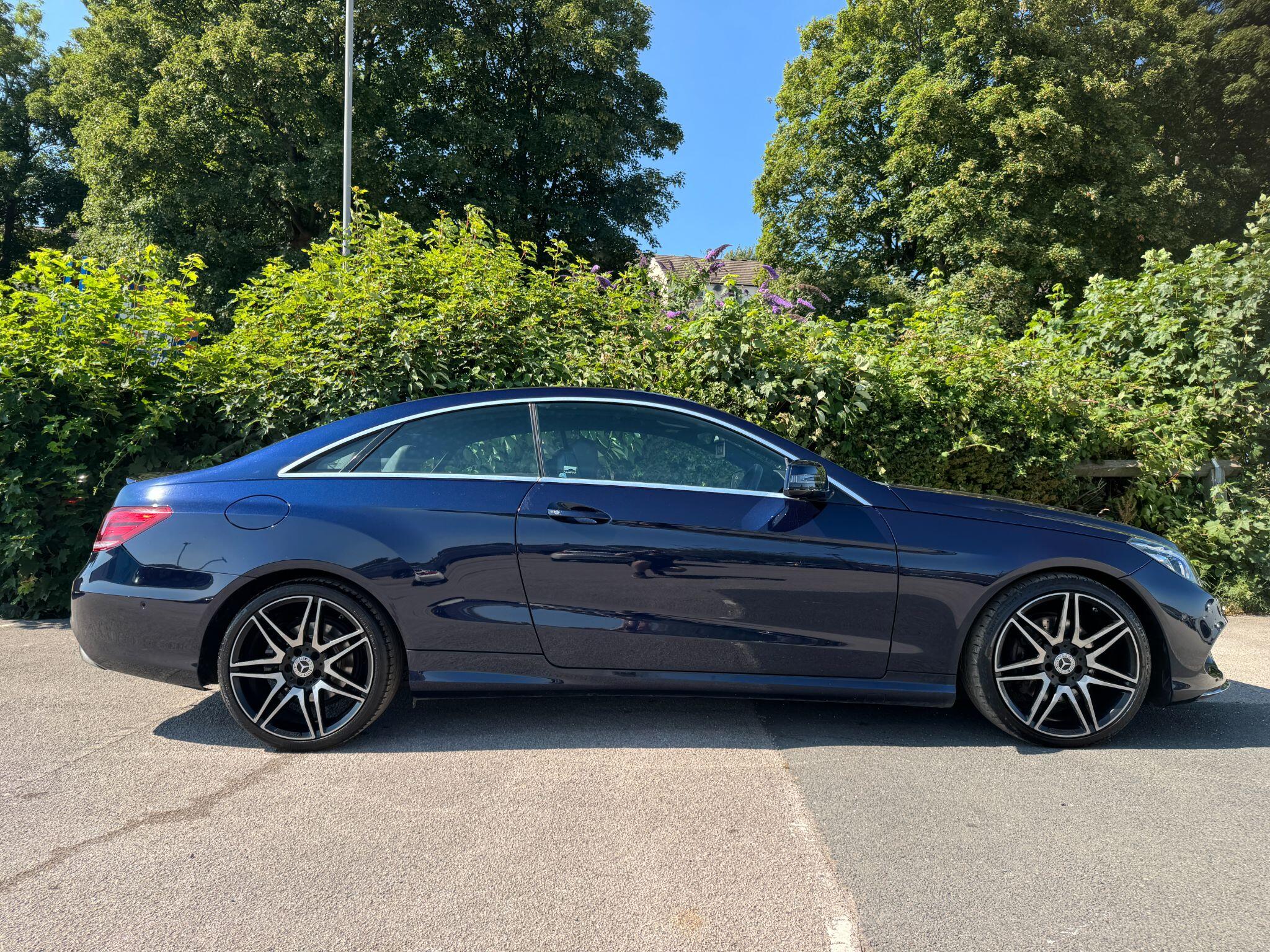 Mercedes-Benz E Class view 3