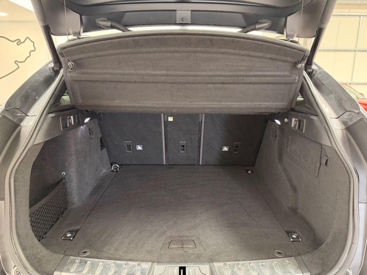 Jaguar F-Pace view 30