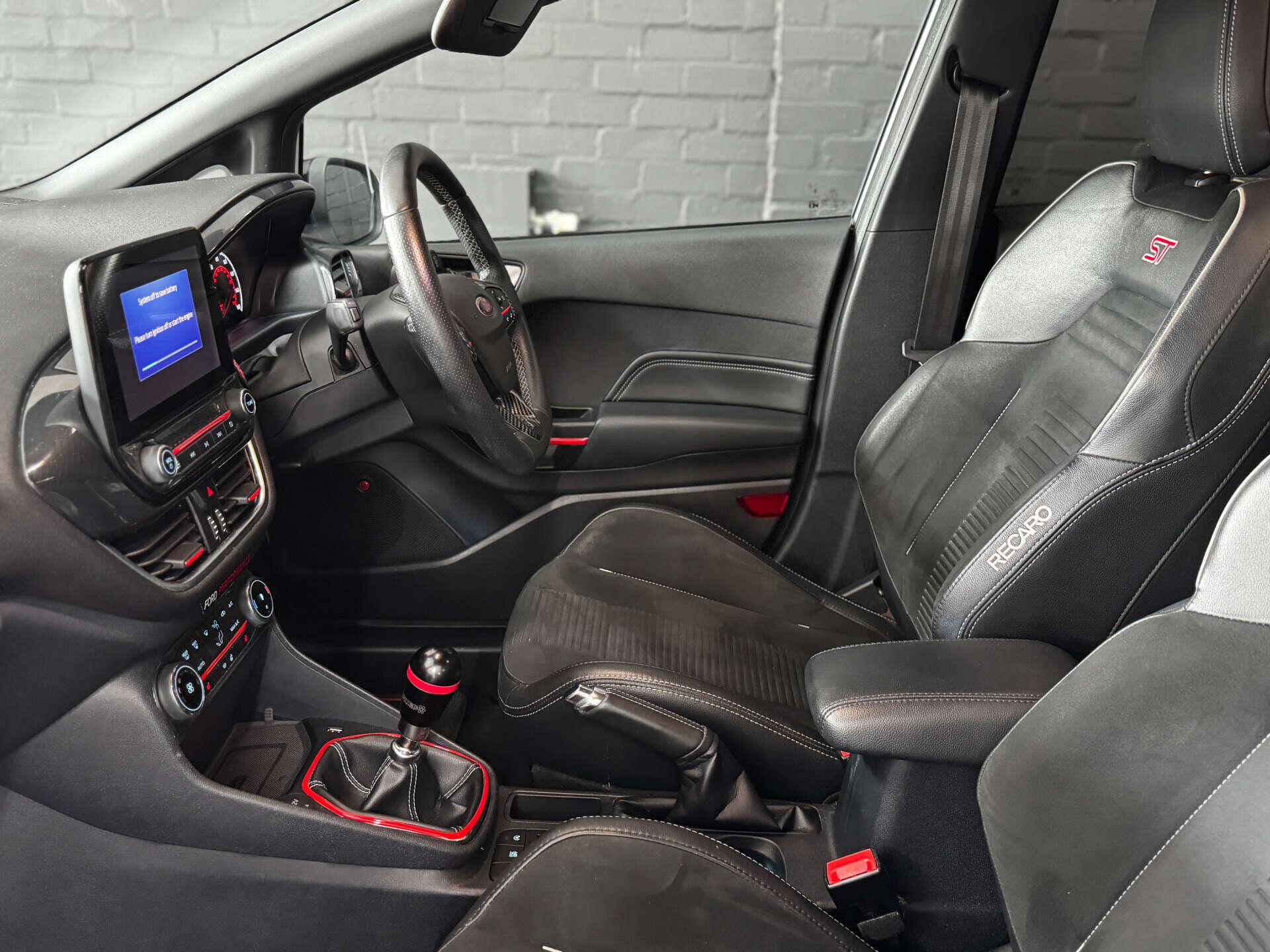 Ford Fiesta view 51