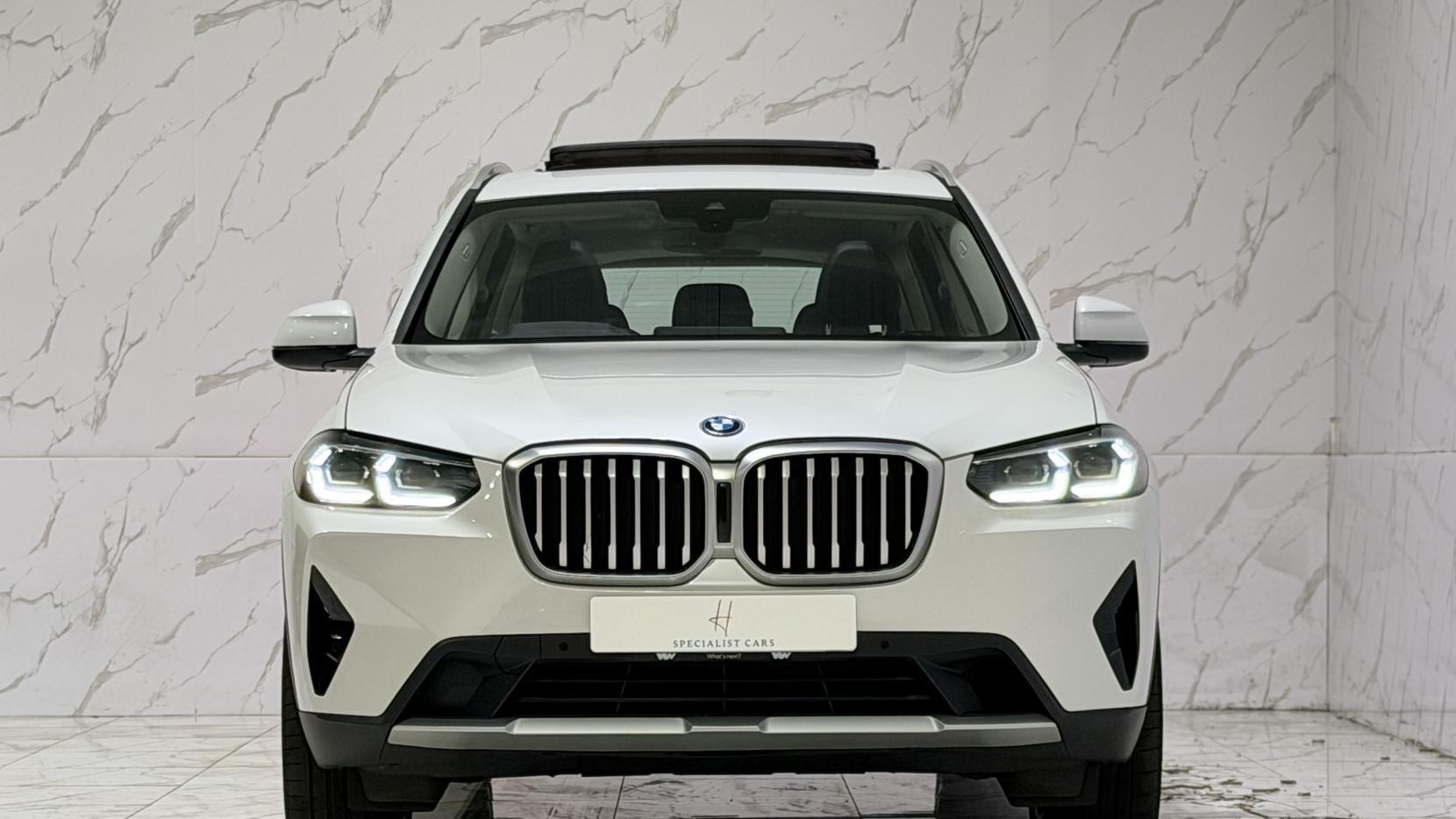 BMW X3 view 2