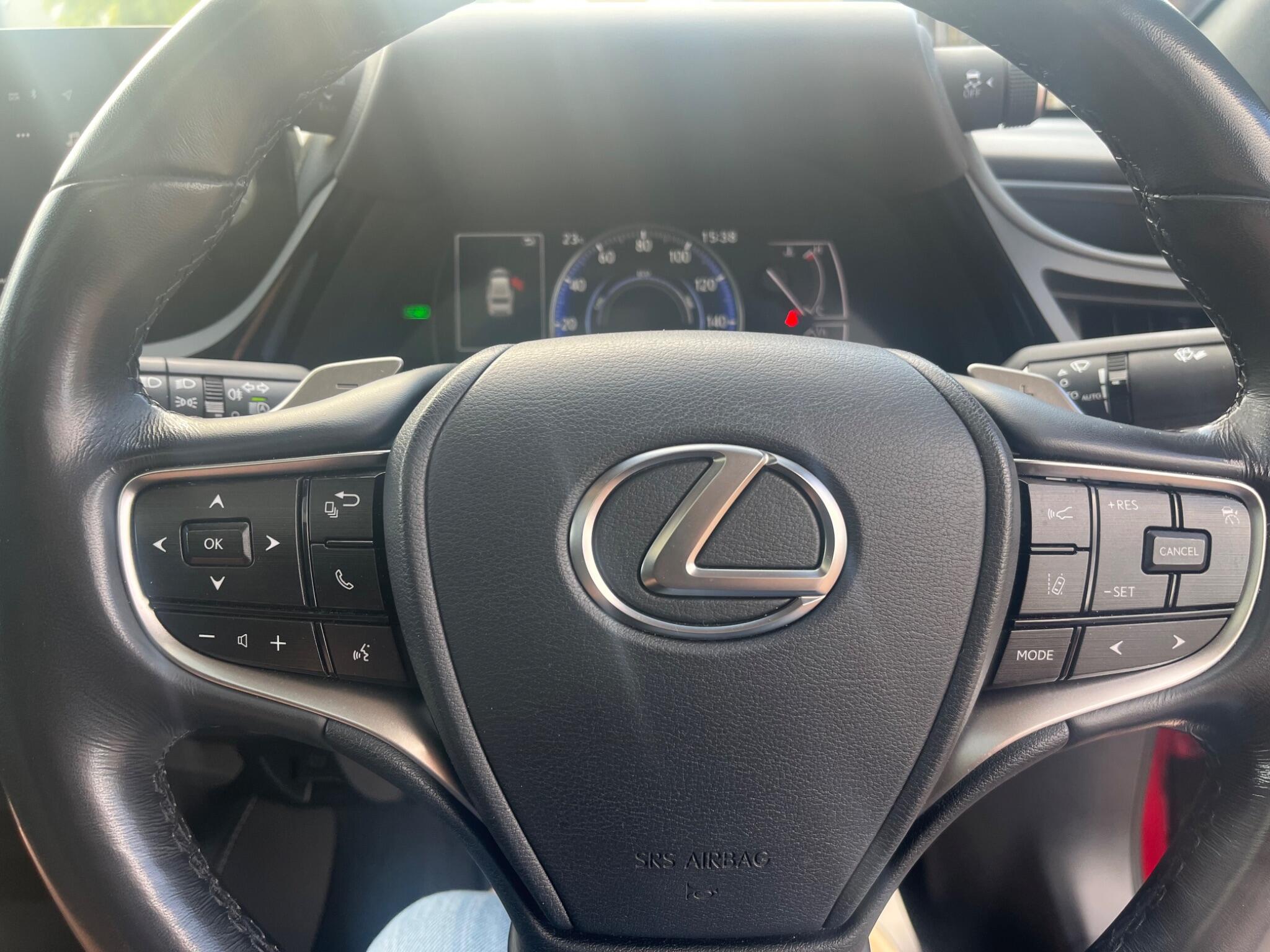 Lexus ES view 47