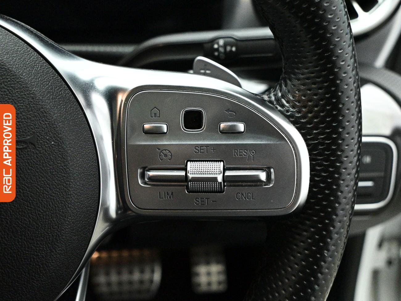 Mercedes-Benz Cla view 26