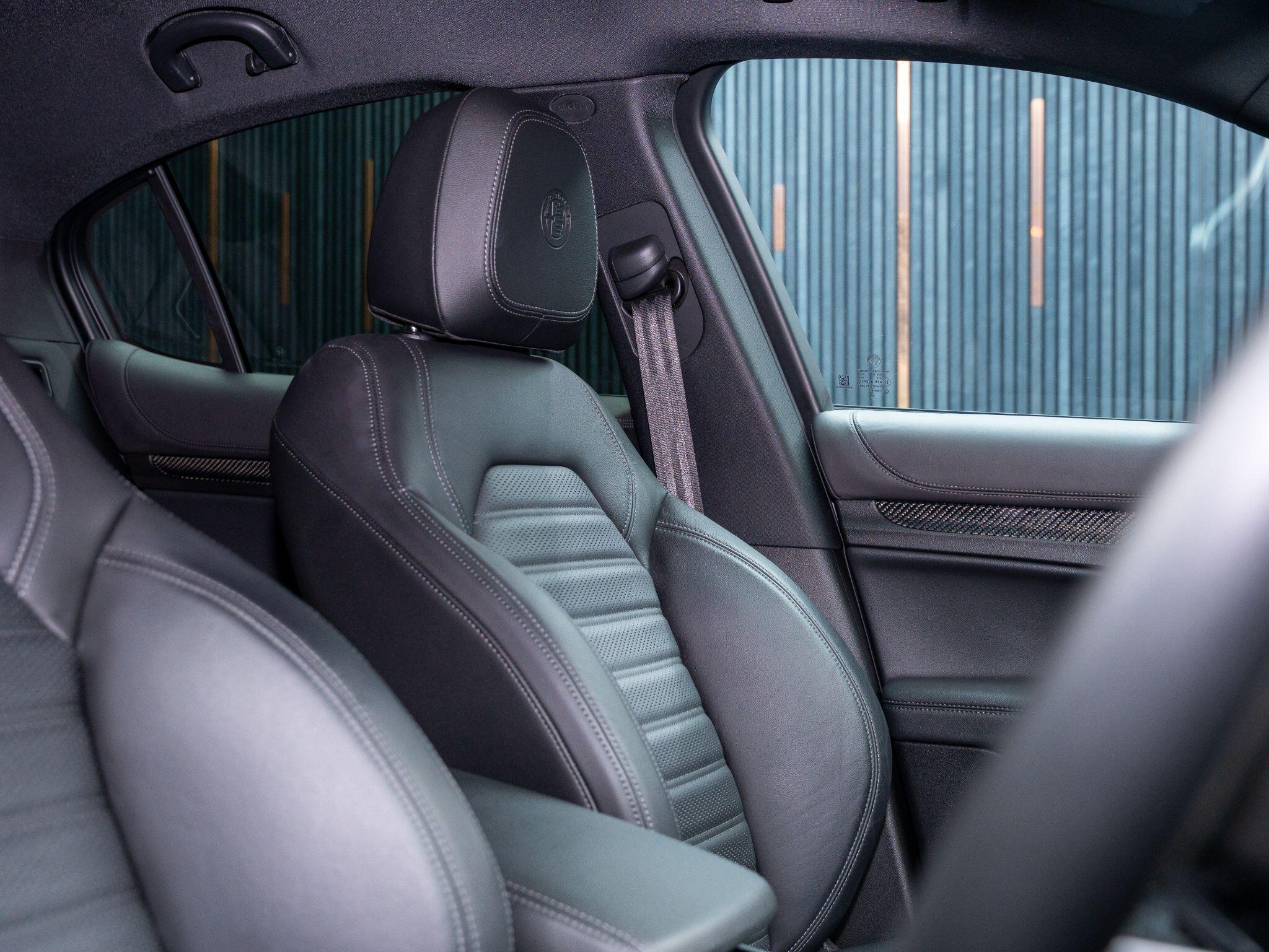 Alfa Romeo Stelvio view 42
