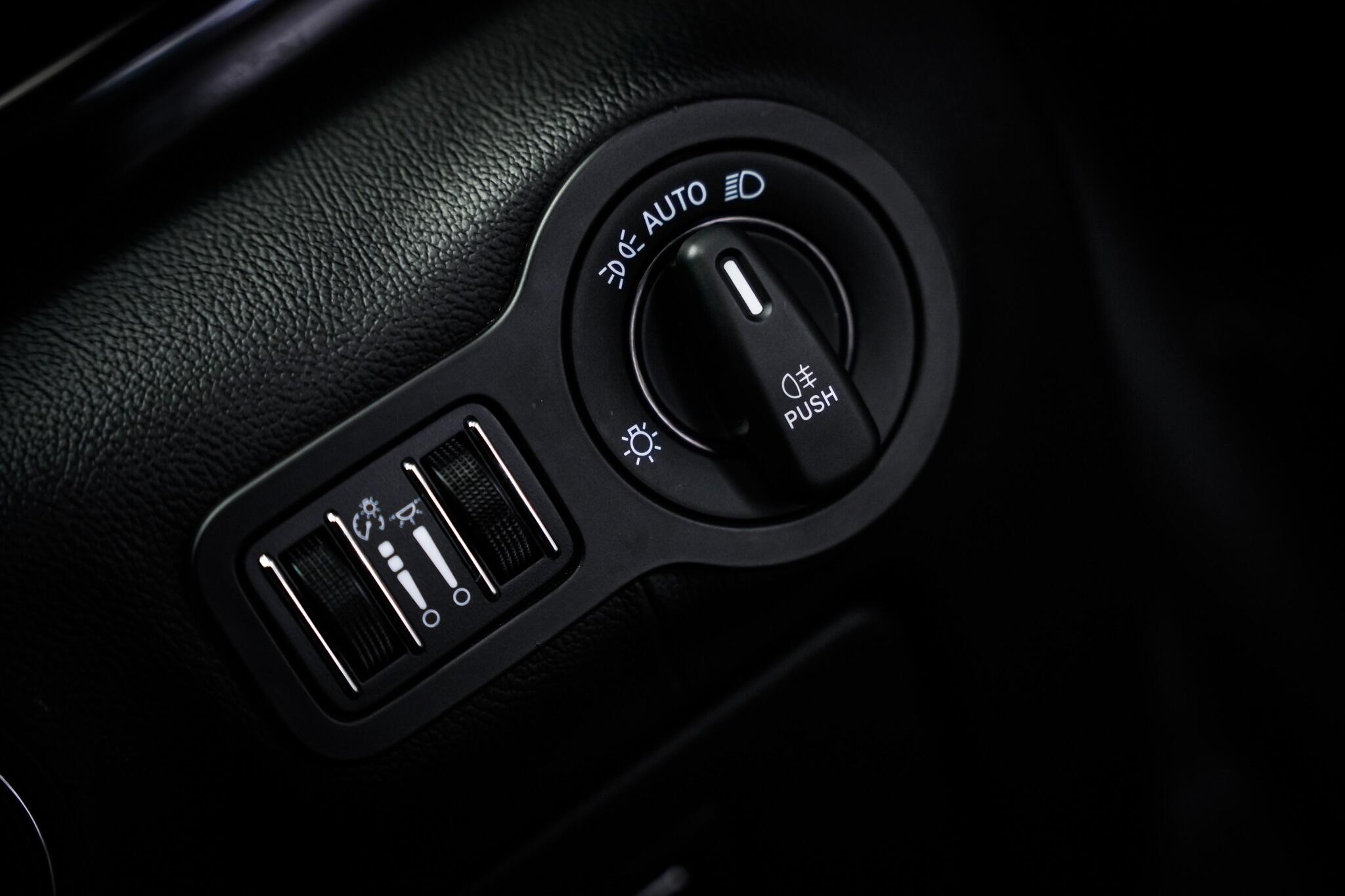 Maserati Quattroporte view 55