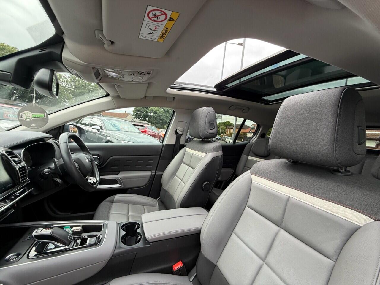 Citroen C5 Aircross view 27