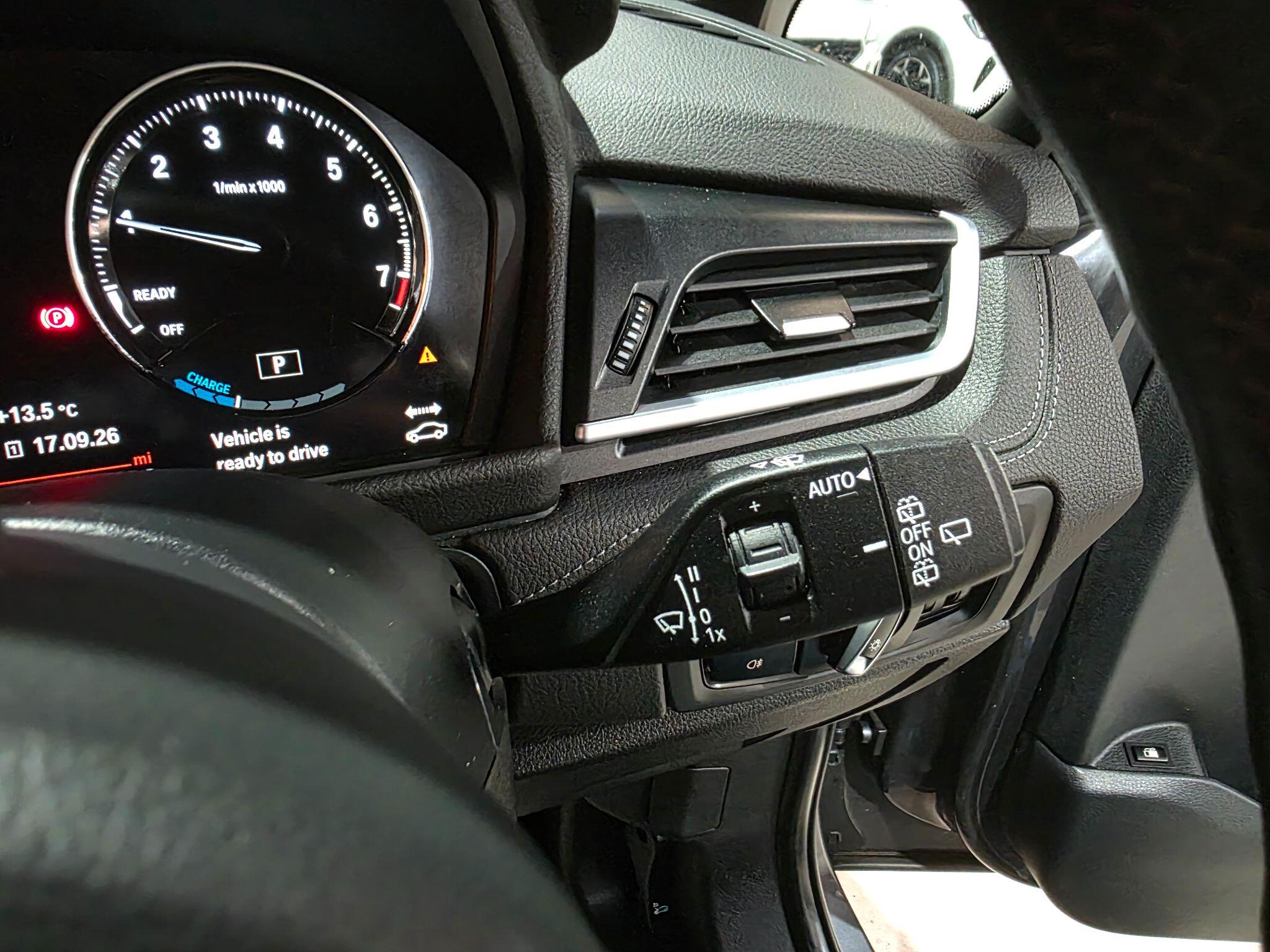 BMW 2 Series view 21