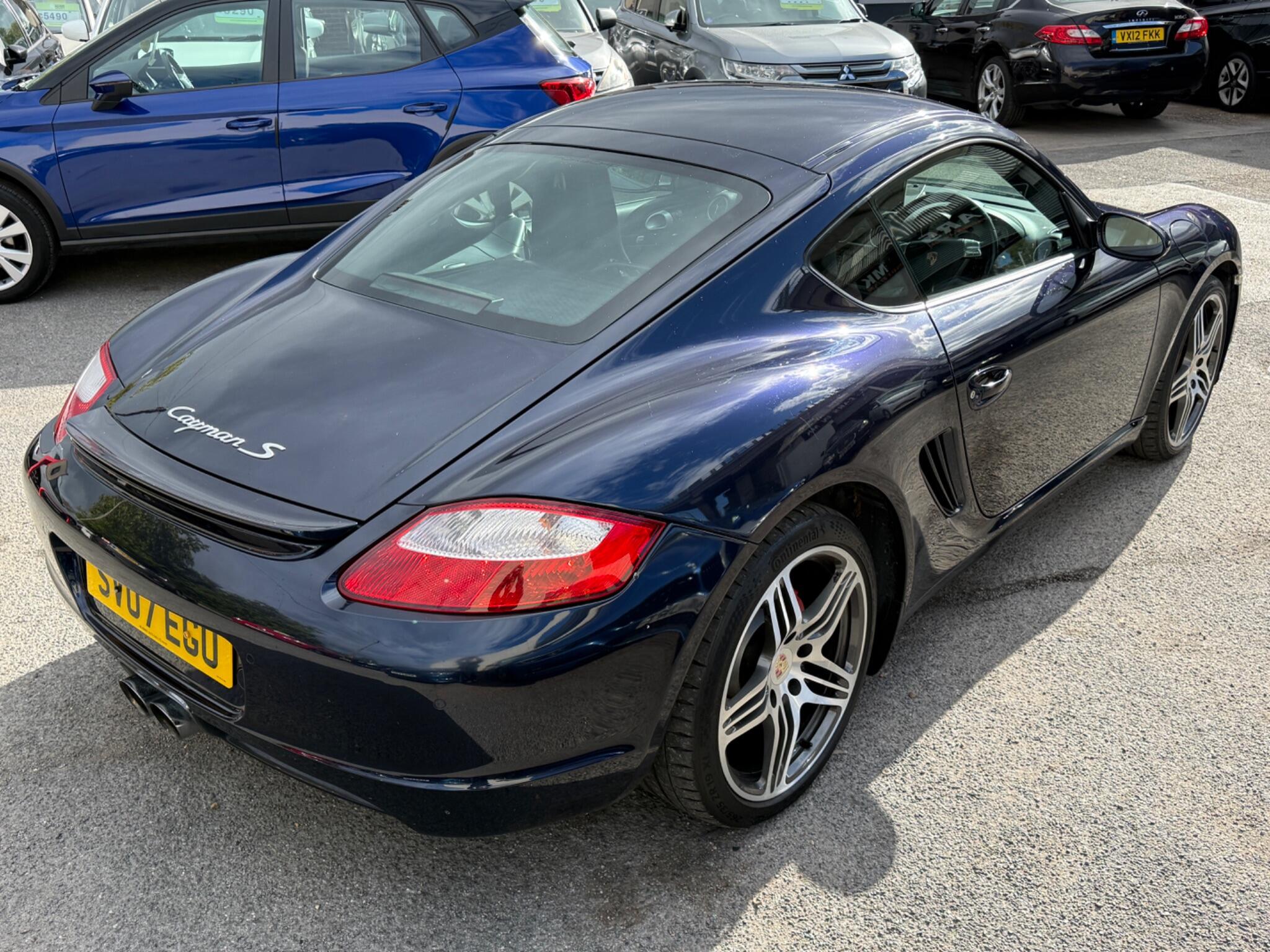 Porsche Cayman - Image 15