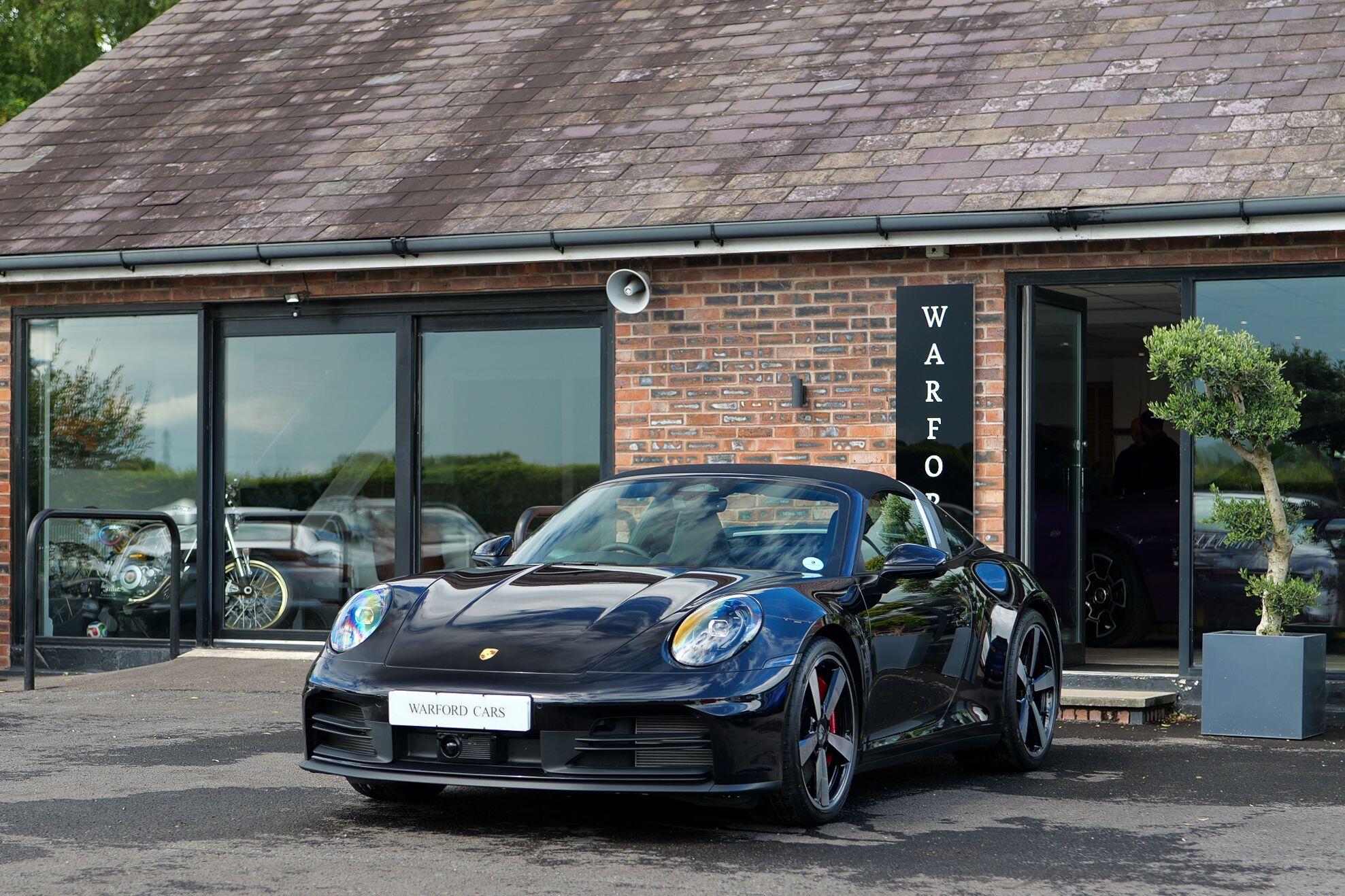 Porsche 911 view 3