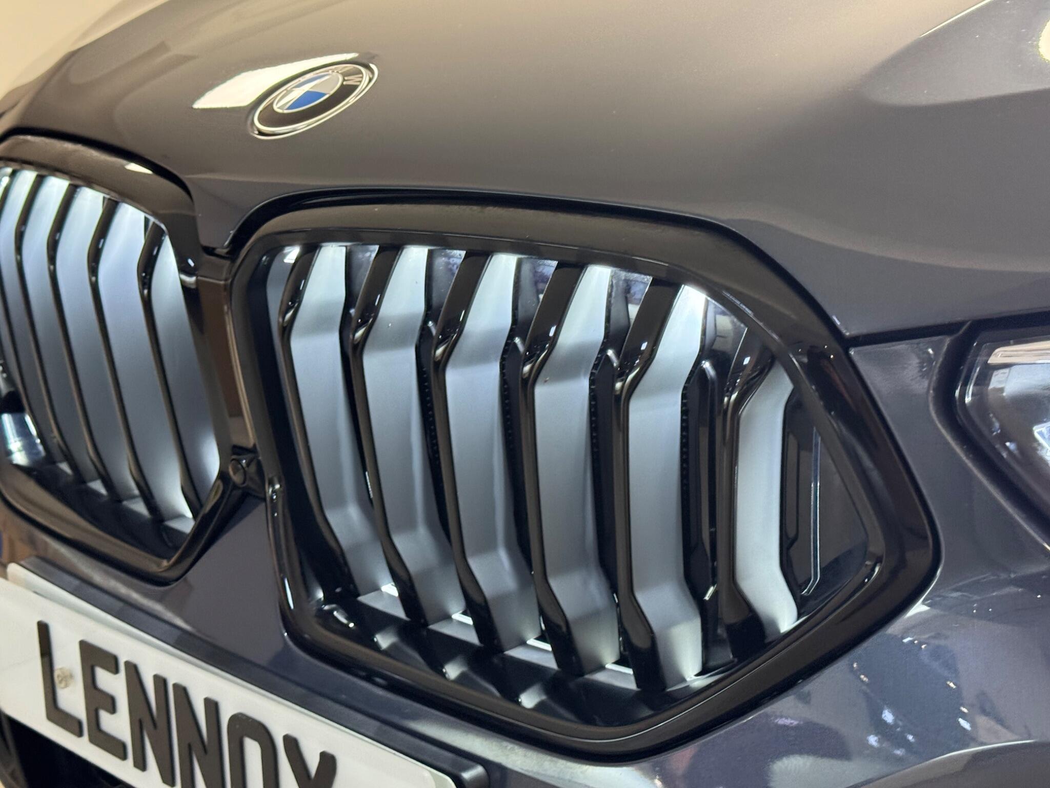 BMW X6 view 34
