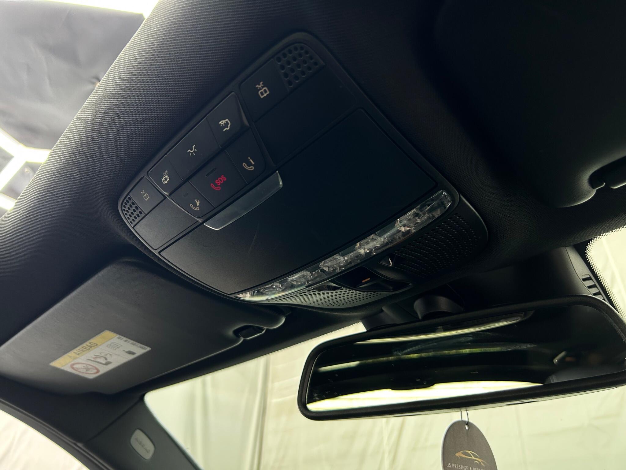 Mercedes-Benz C Class view 52