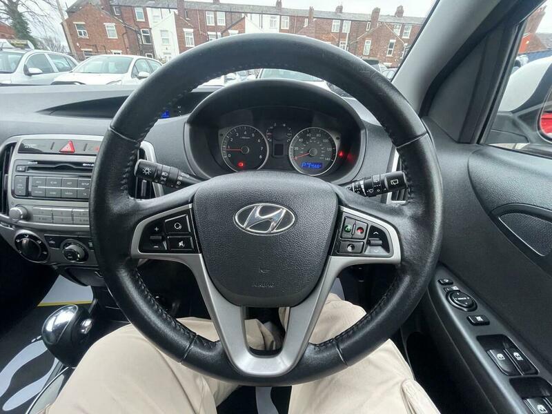 2012 Hyundai i20 image 26