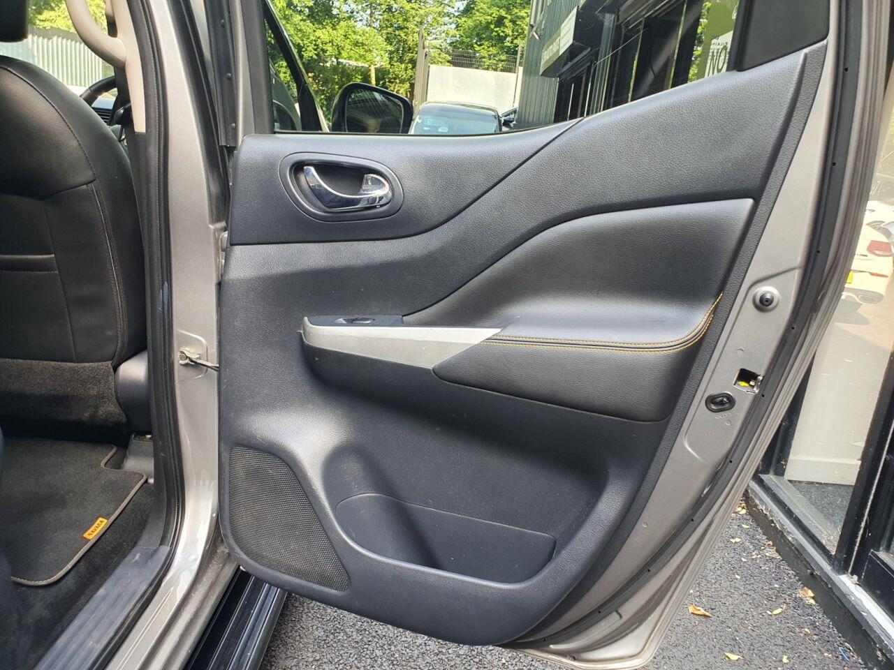 Nissan Navara view 18