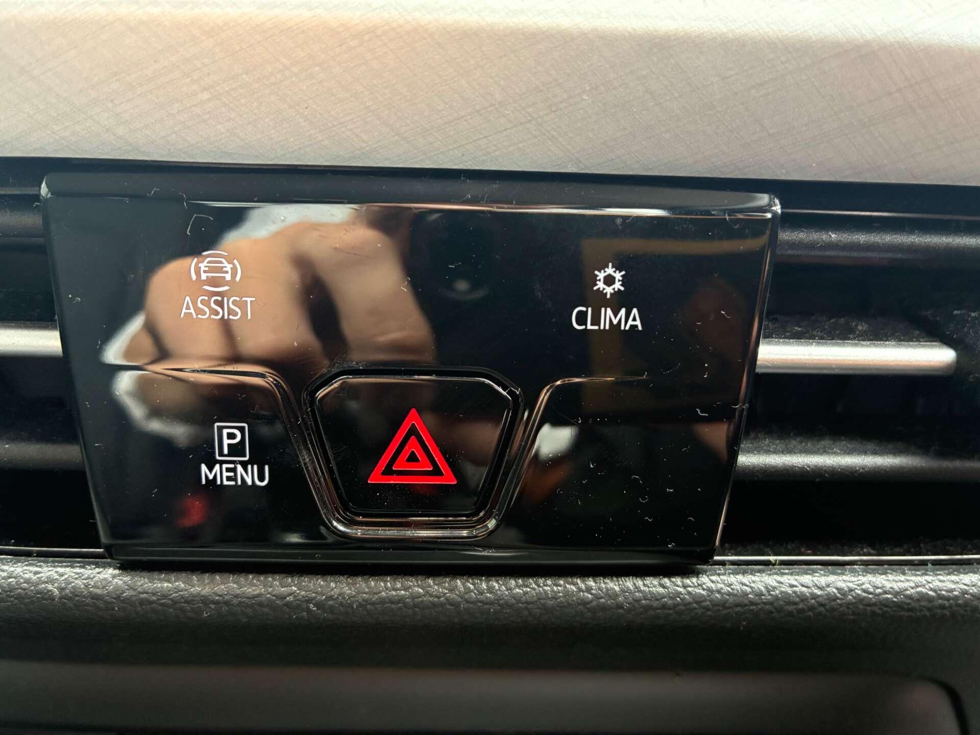 Volkswagen Golf view 21