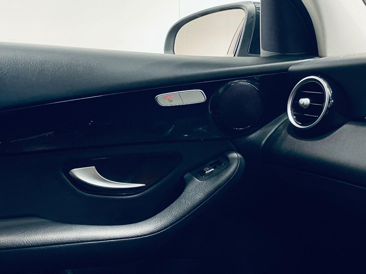 Mercedes-Benz GLC view 18