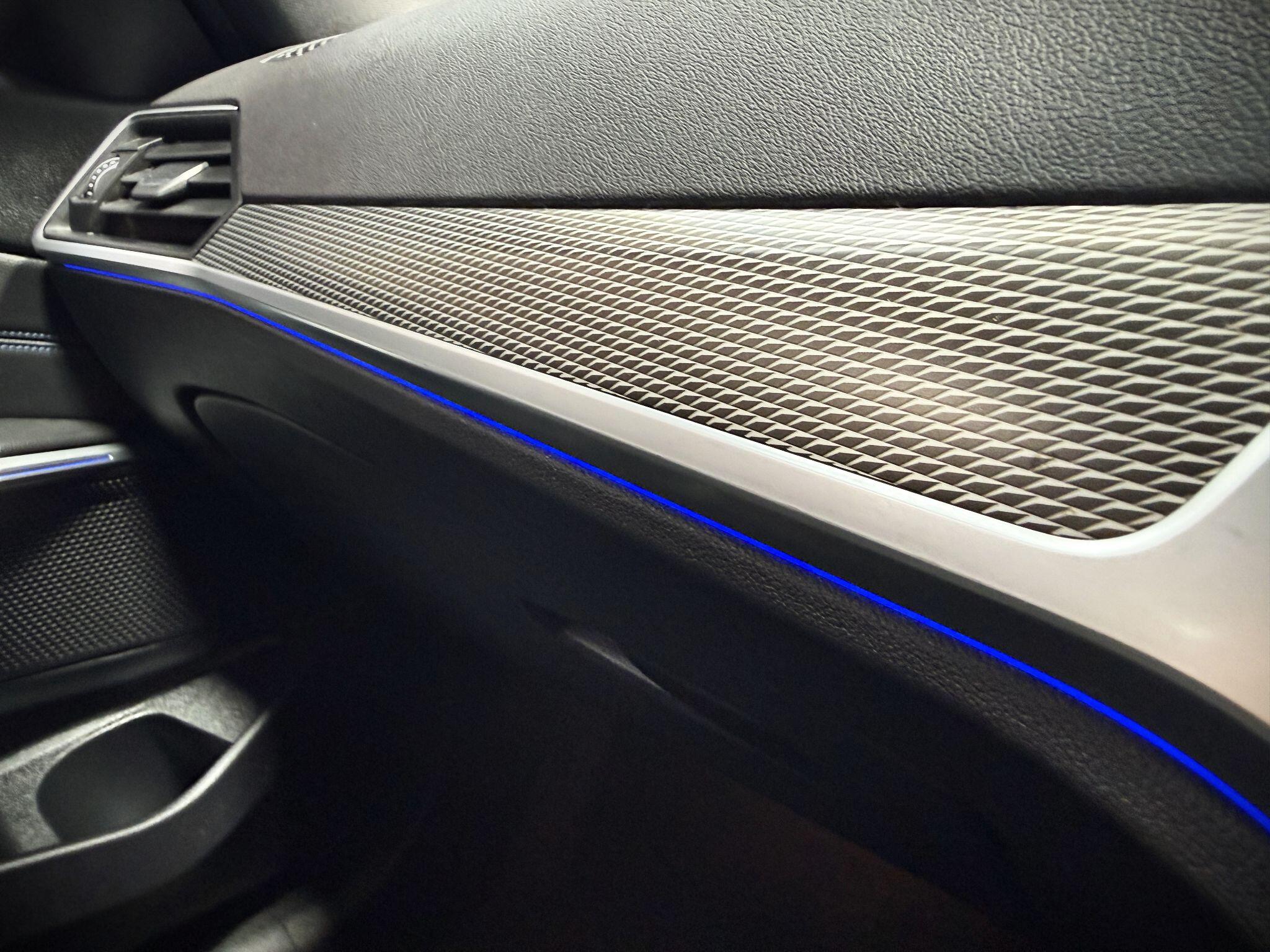BMW 3 Series view 11