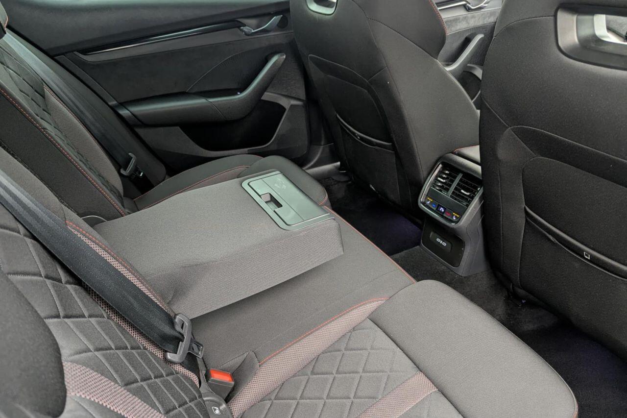 Skoda Octavia view 18
