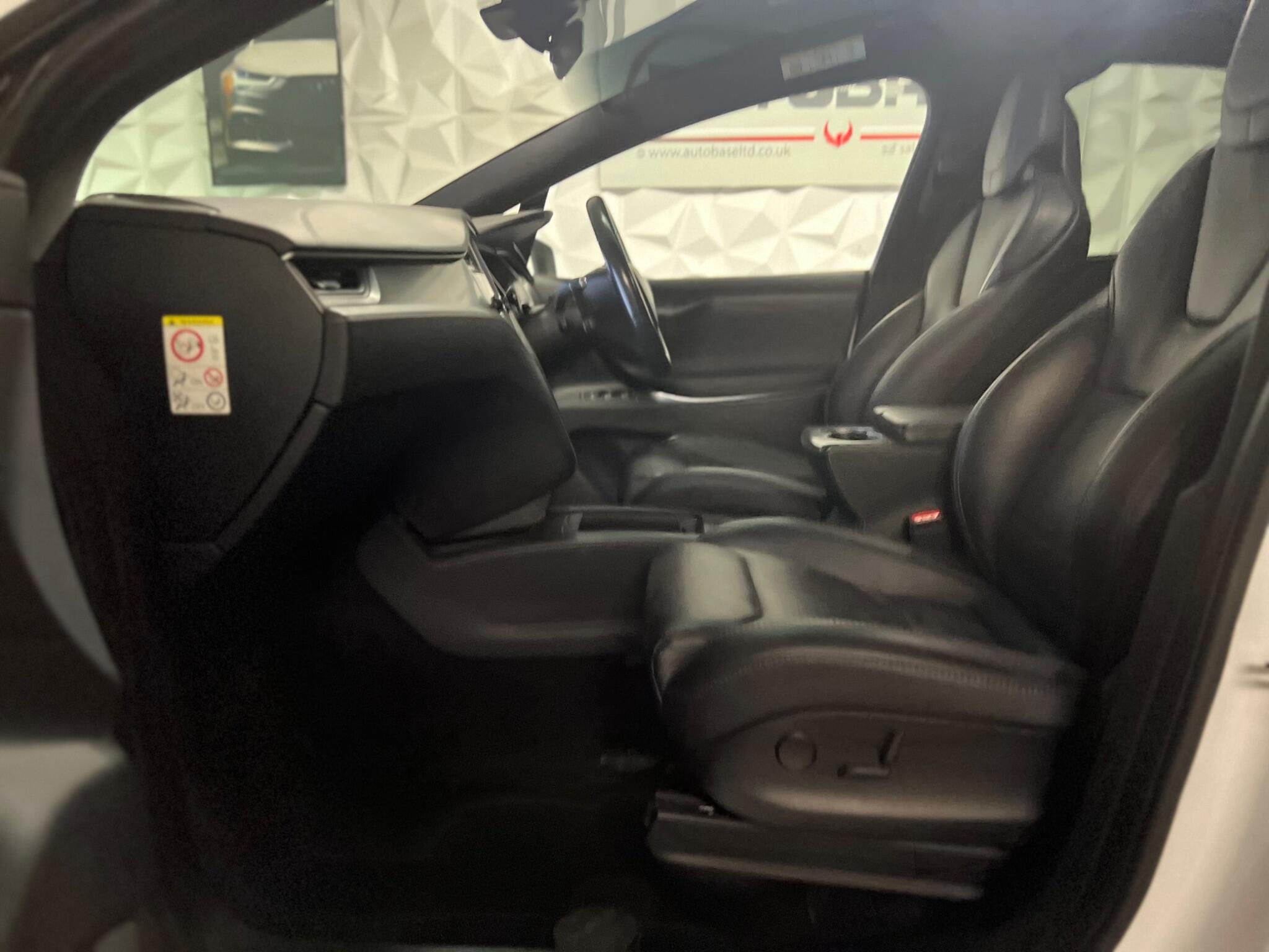 Tesla Model X view 15