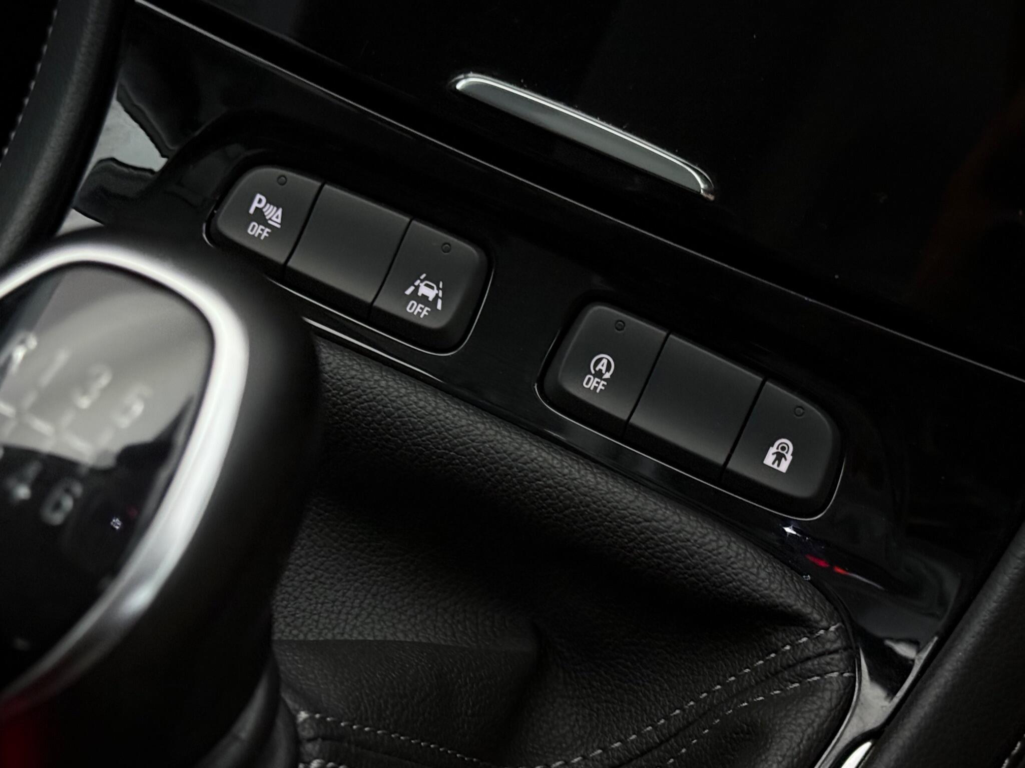 Vauxhall Grandland view 31