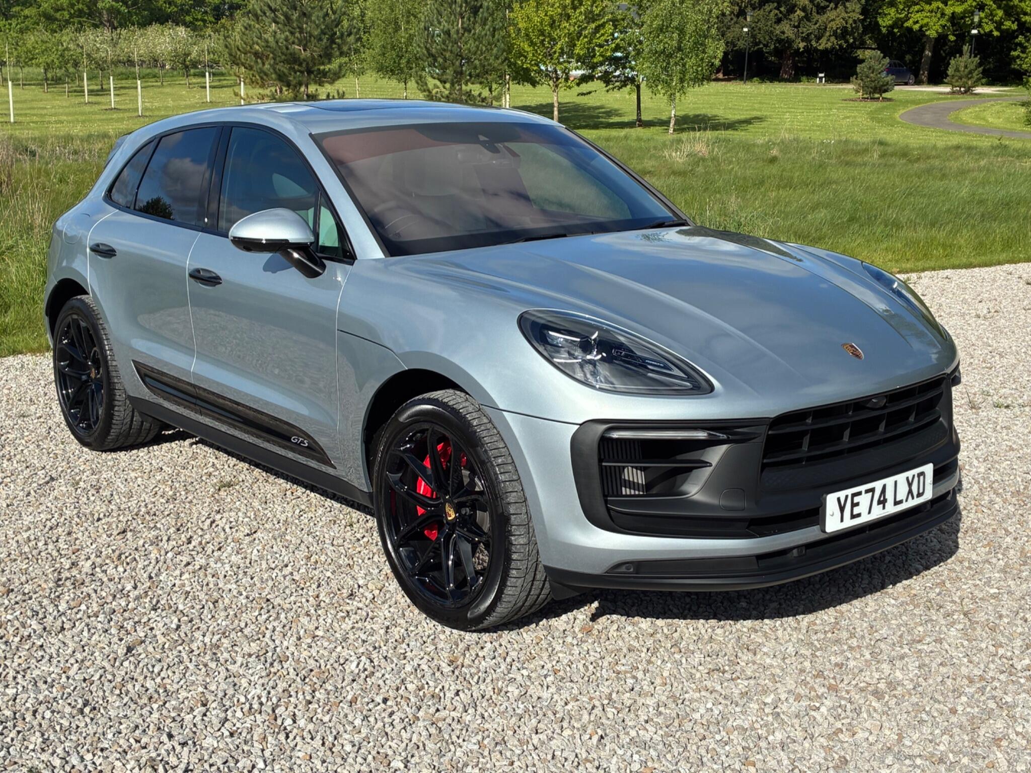 2024 Porsche Macan in Silver for sale