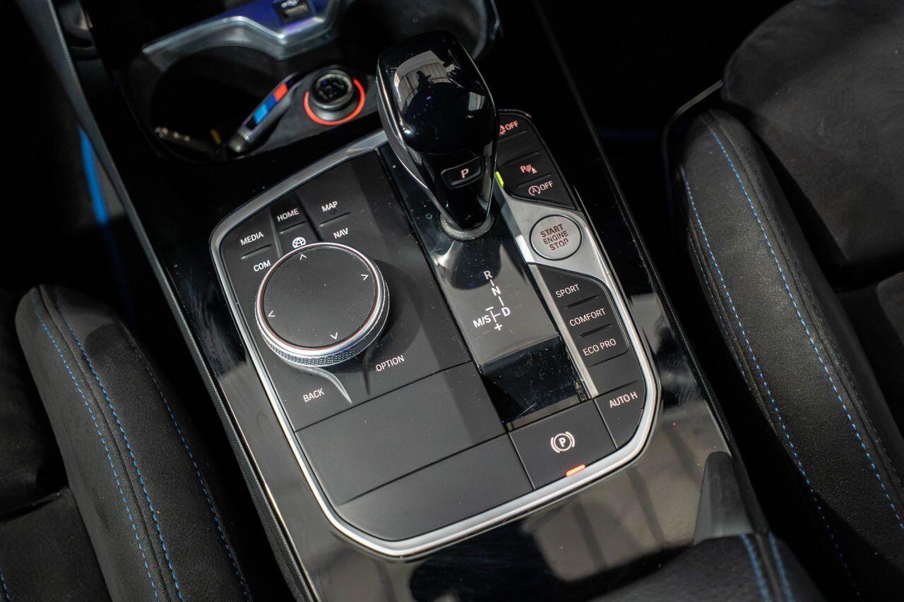 BMW 2 Series view 40