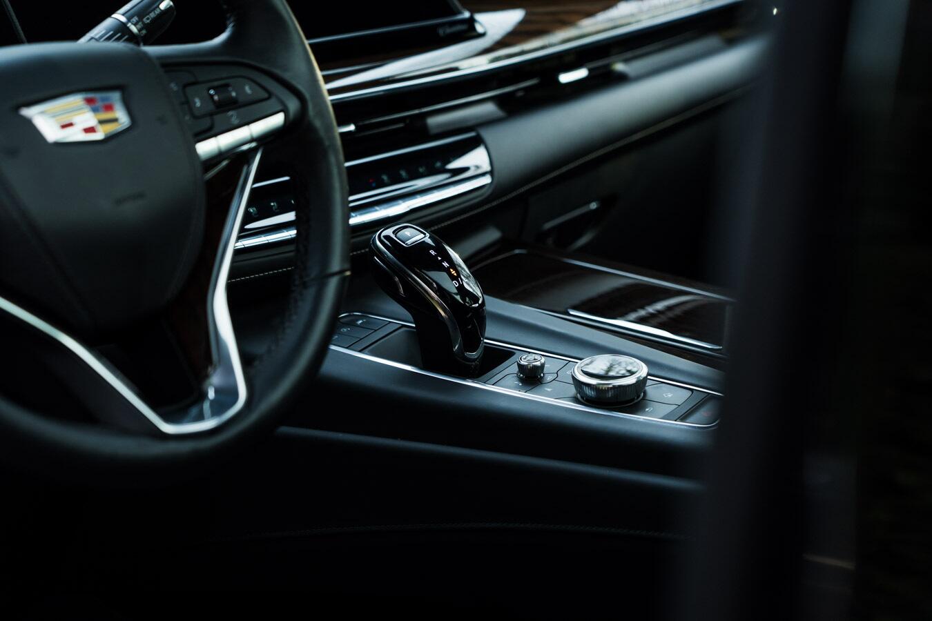 Cadillac Escalade view 31
