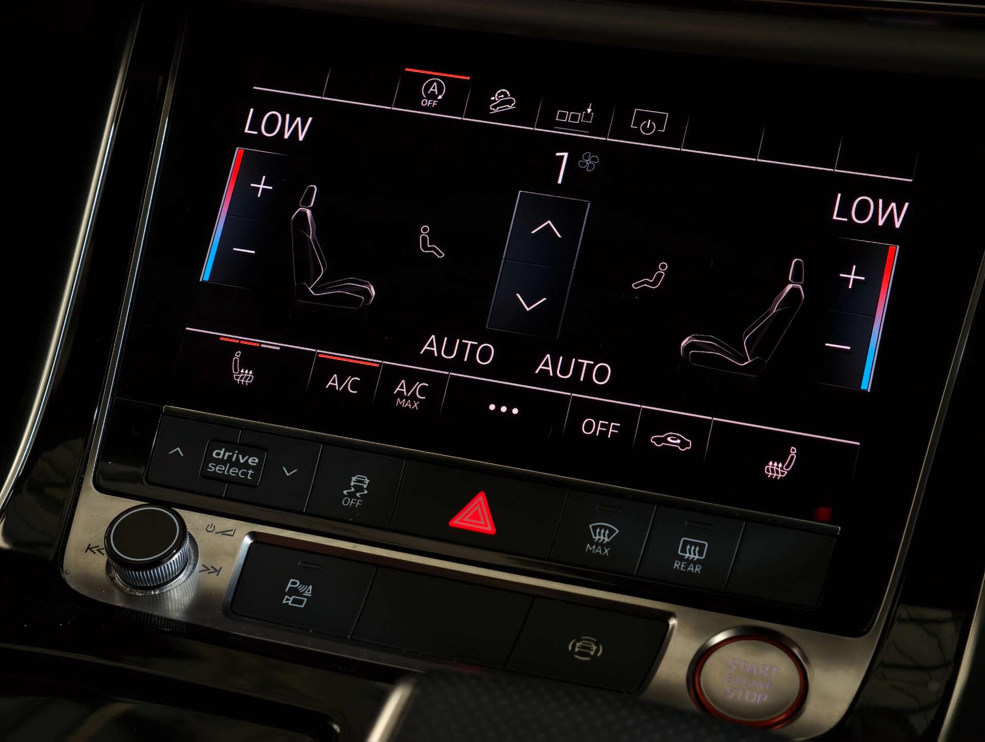 Audi SQ7 view 31