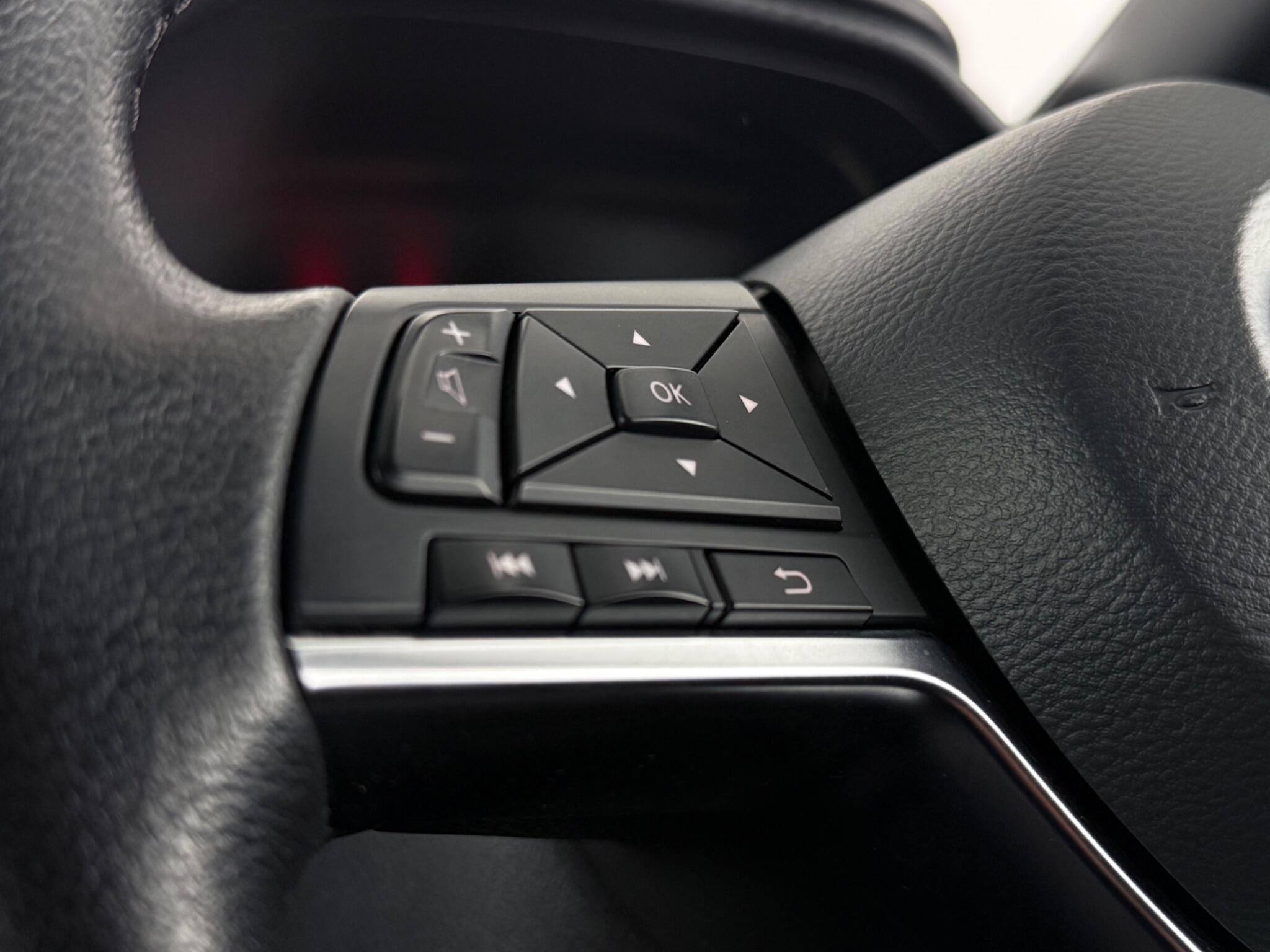 Nissan Juke view 12