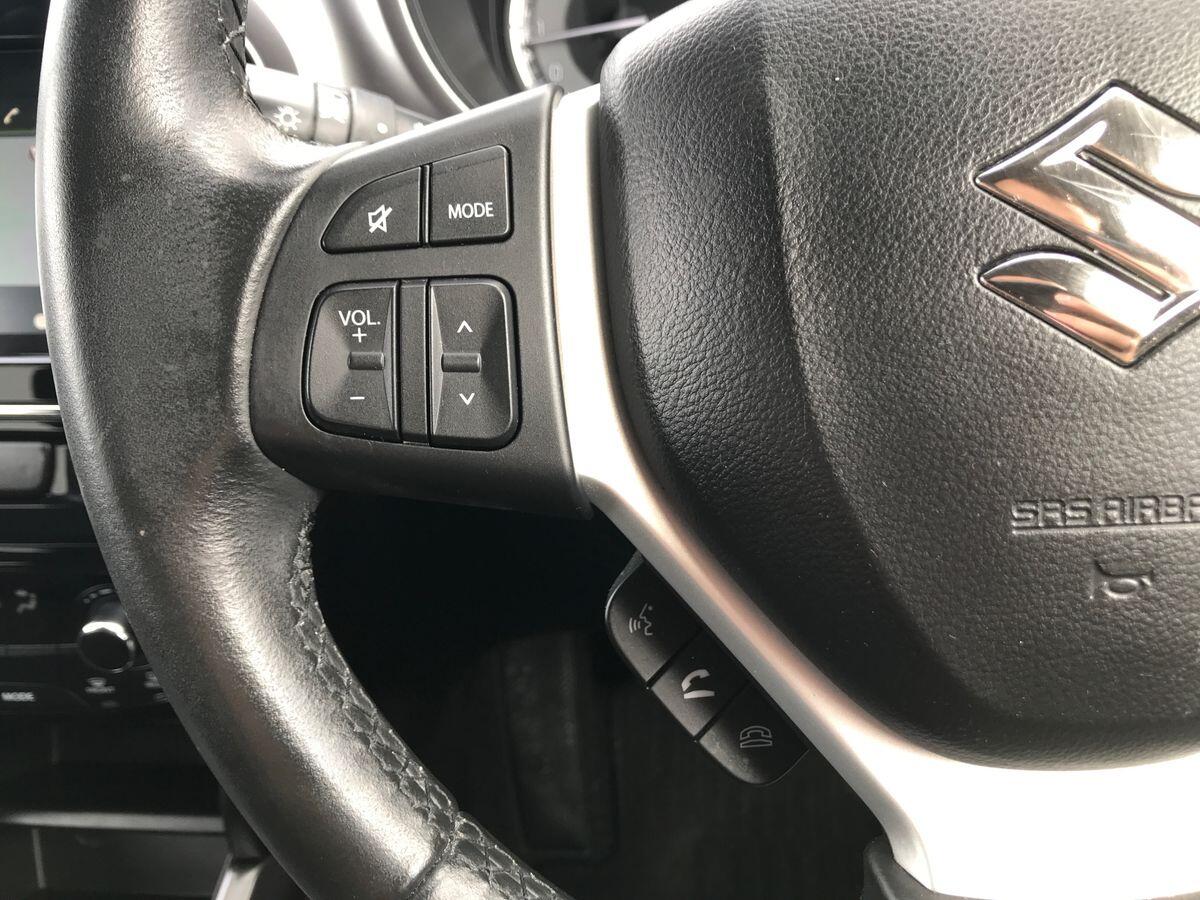 Suzuki Vitara view 24