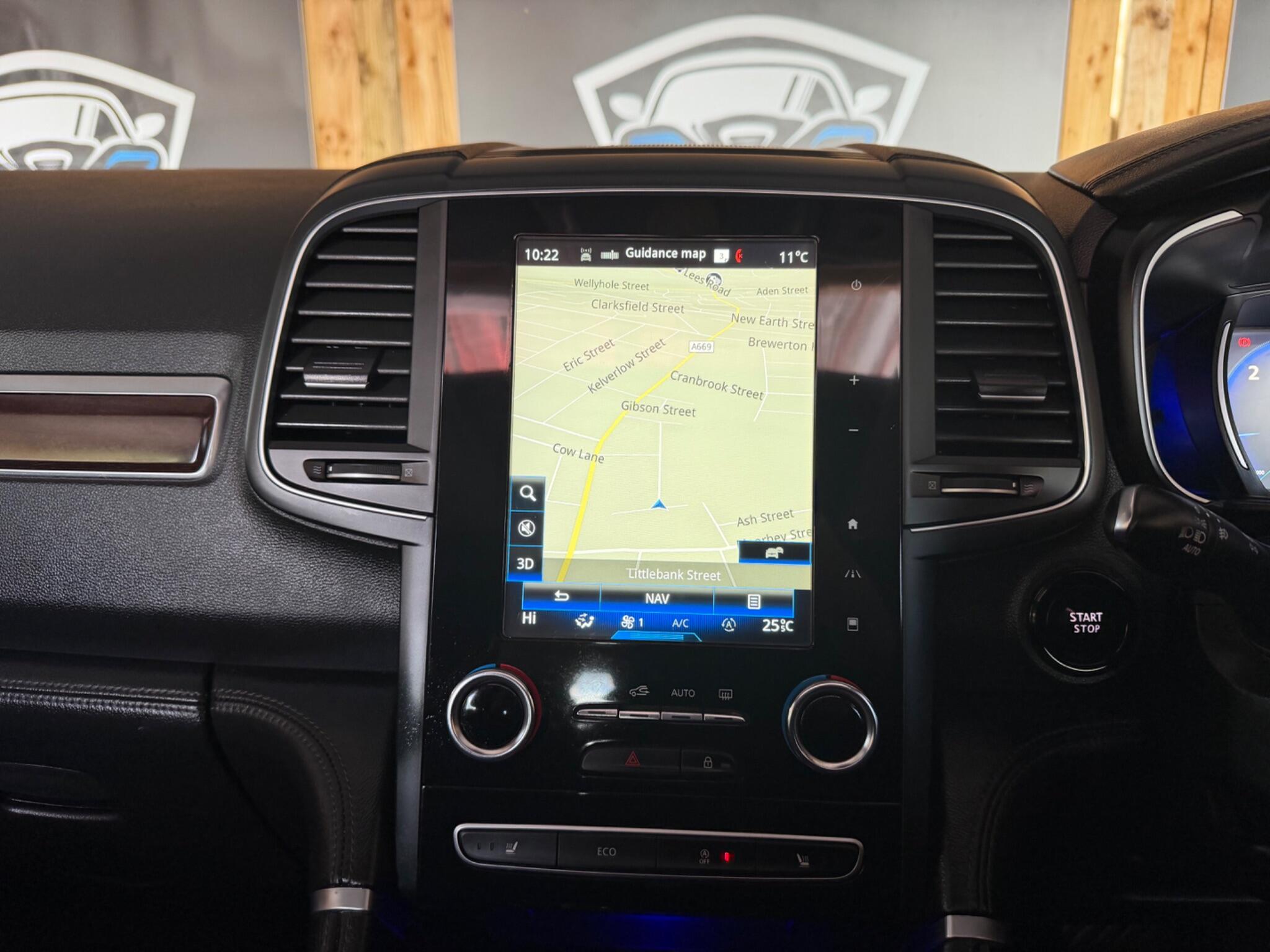 Renault Koleos view 35