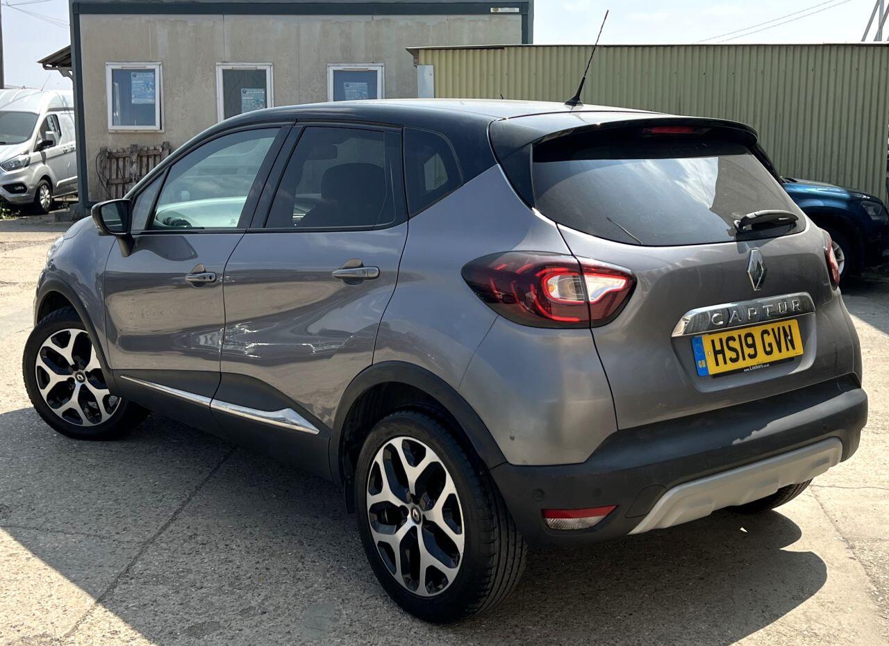 Renault Captur view 4
