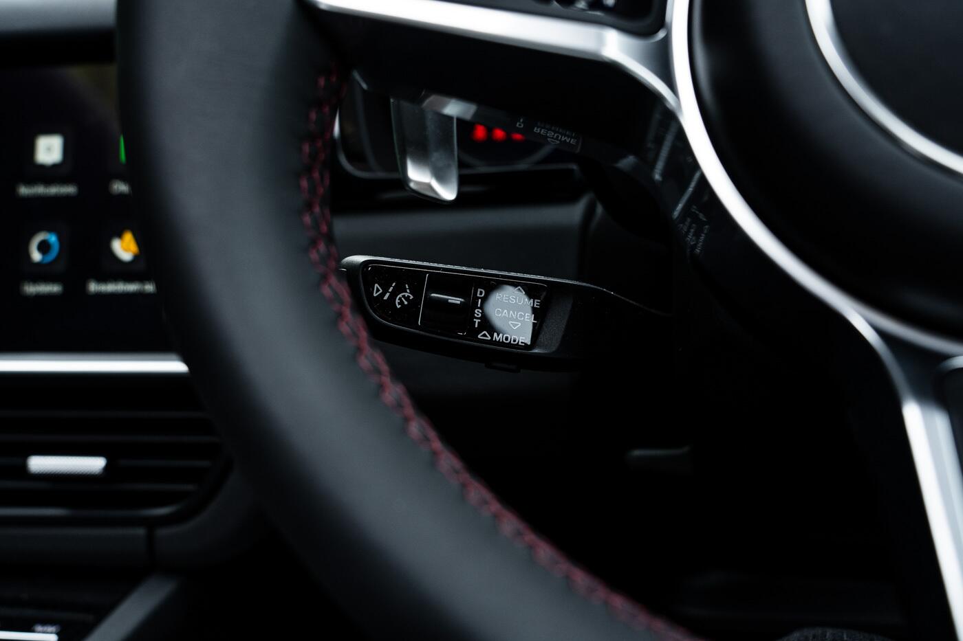 Porsche Cayenne view 49