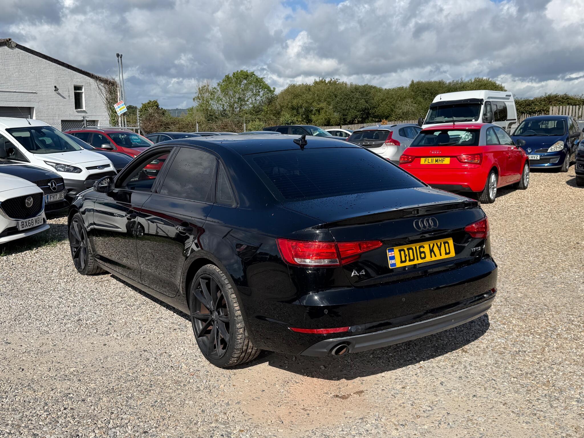 Audi A4 view 7