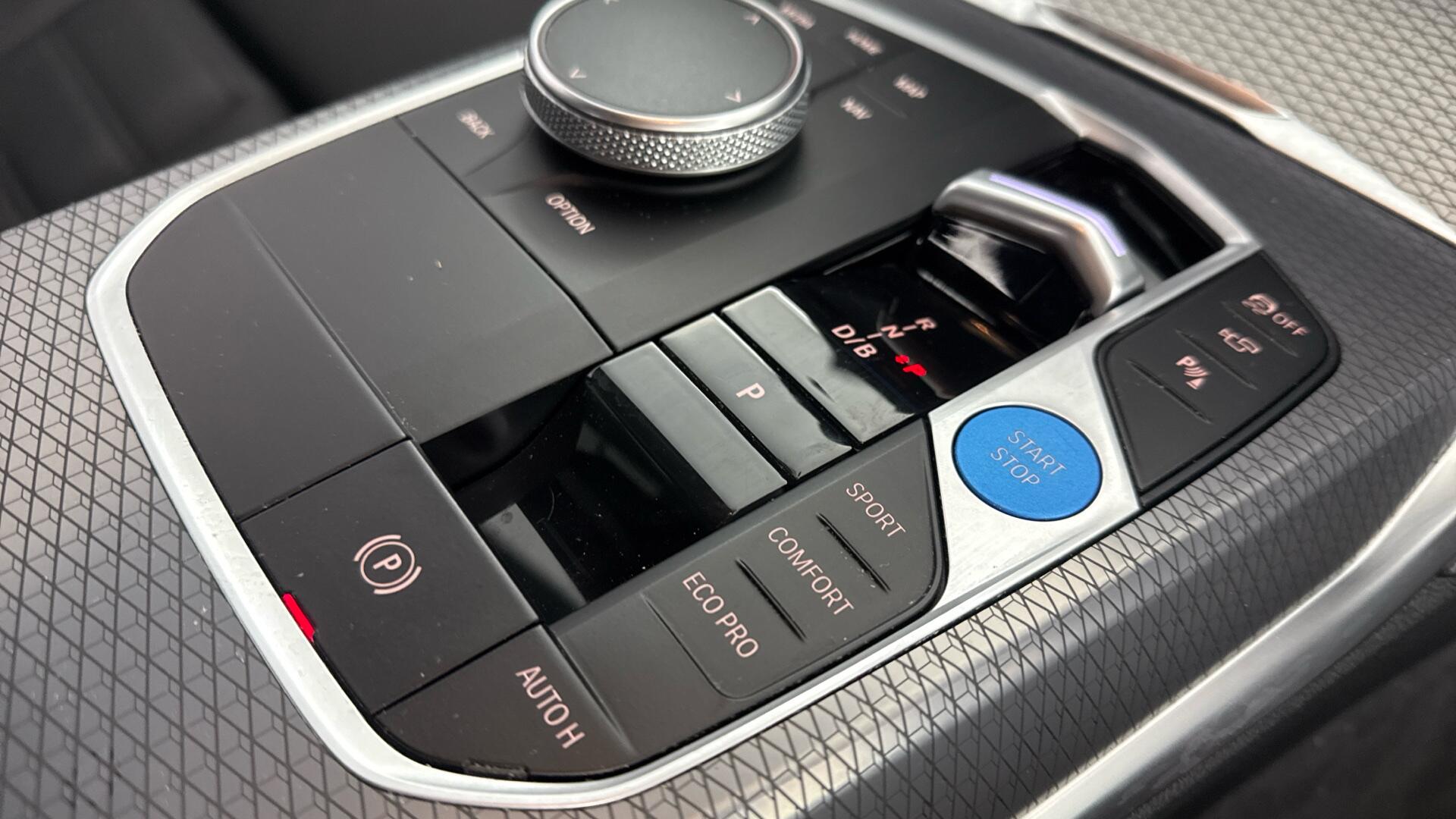 BMW i4 view 19