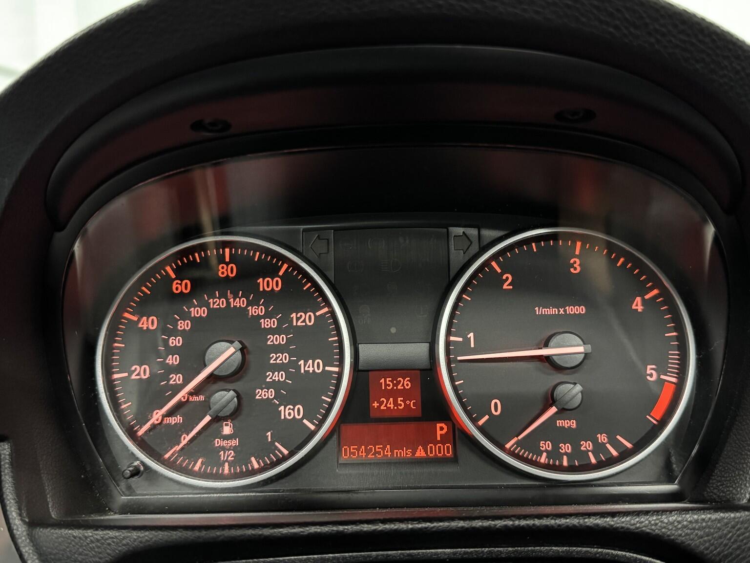 BMW 3 Series view 19