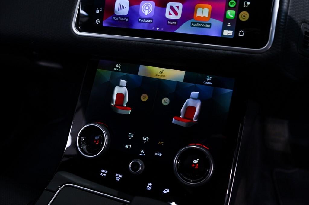 Land Rover Range Rover Velar view 17