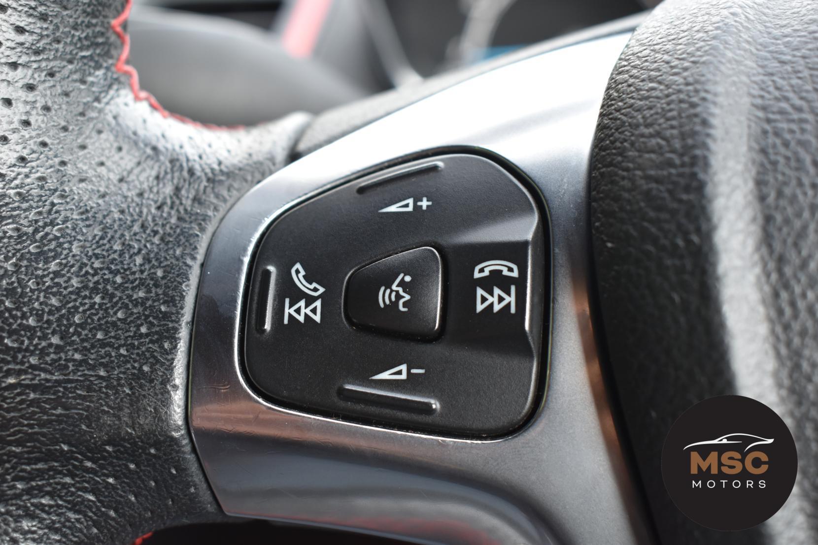 Ford Fiesta view 43