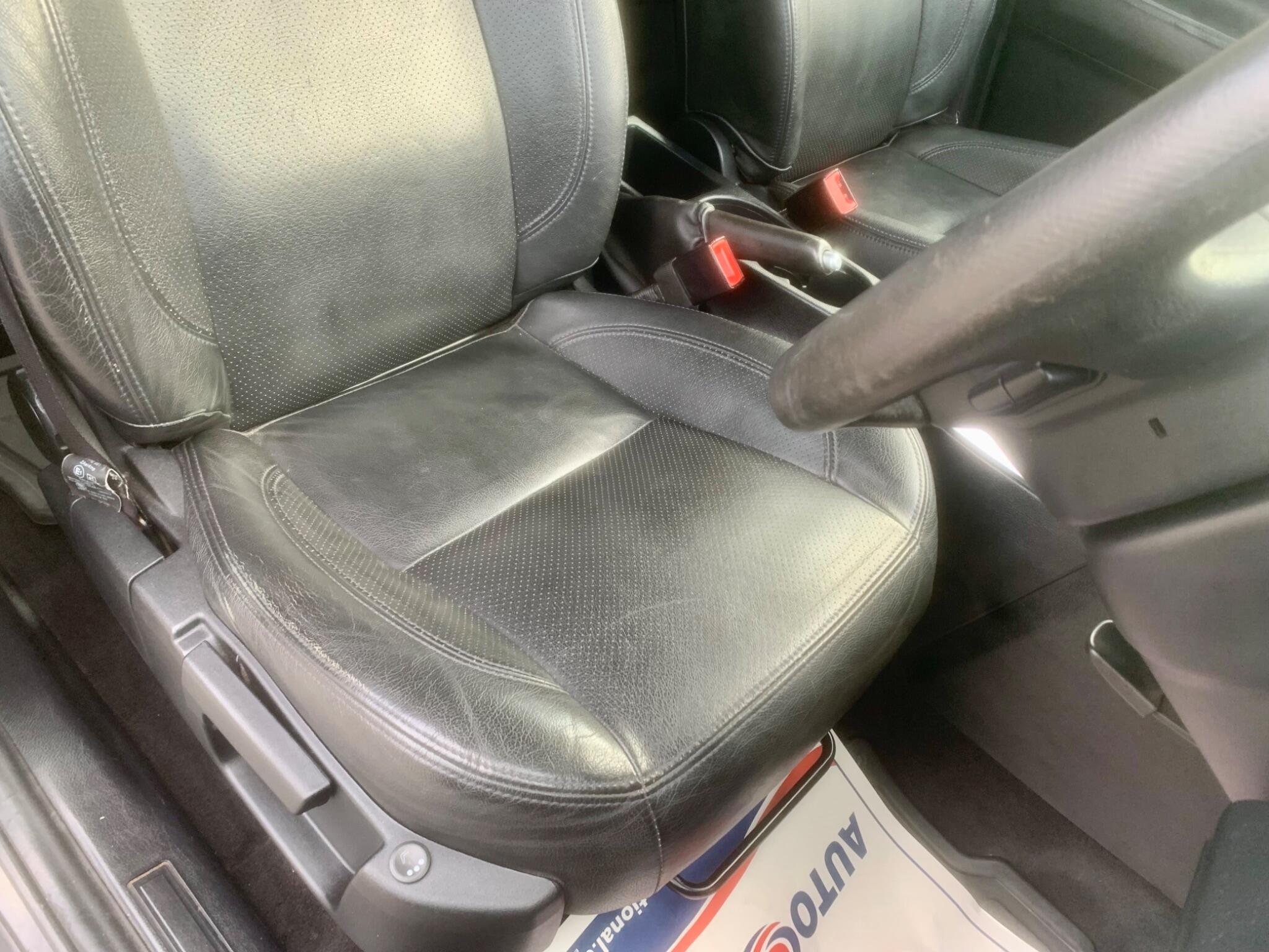 Land Rover Freelander 2 view 20