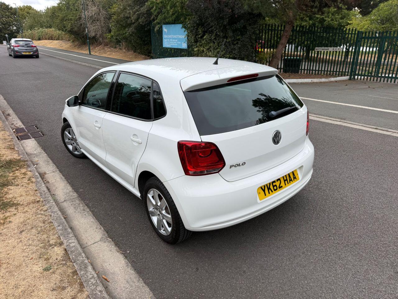Volkswagen Polo view 9