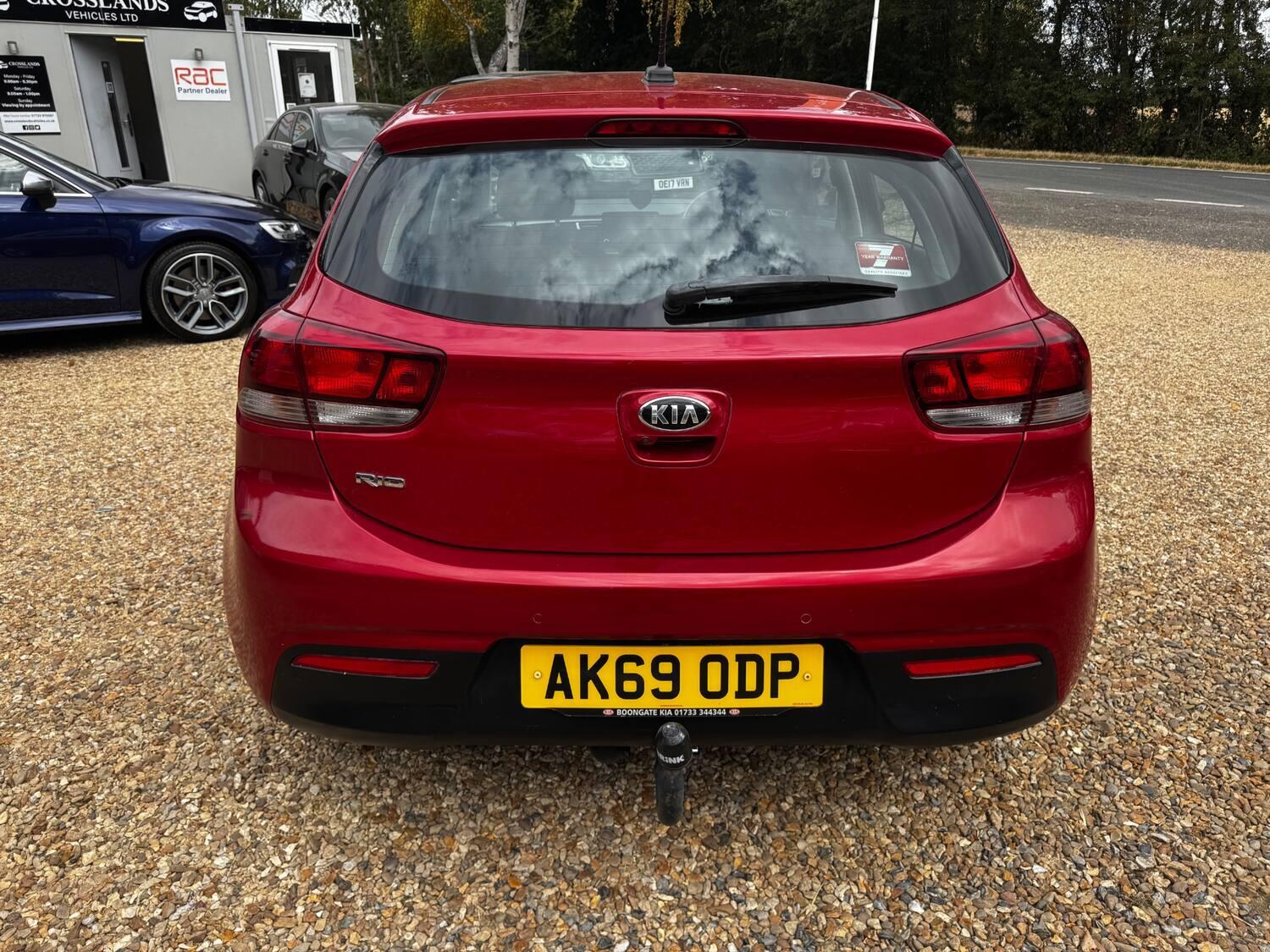 Kia Rio view 10
