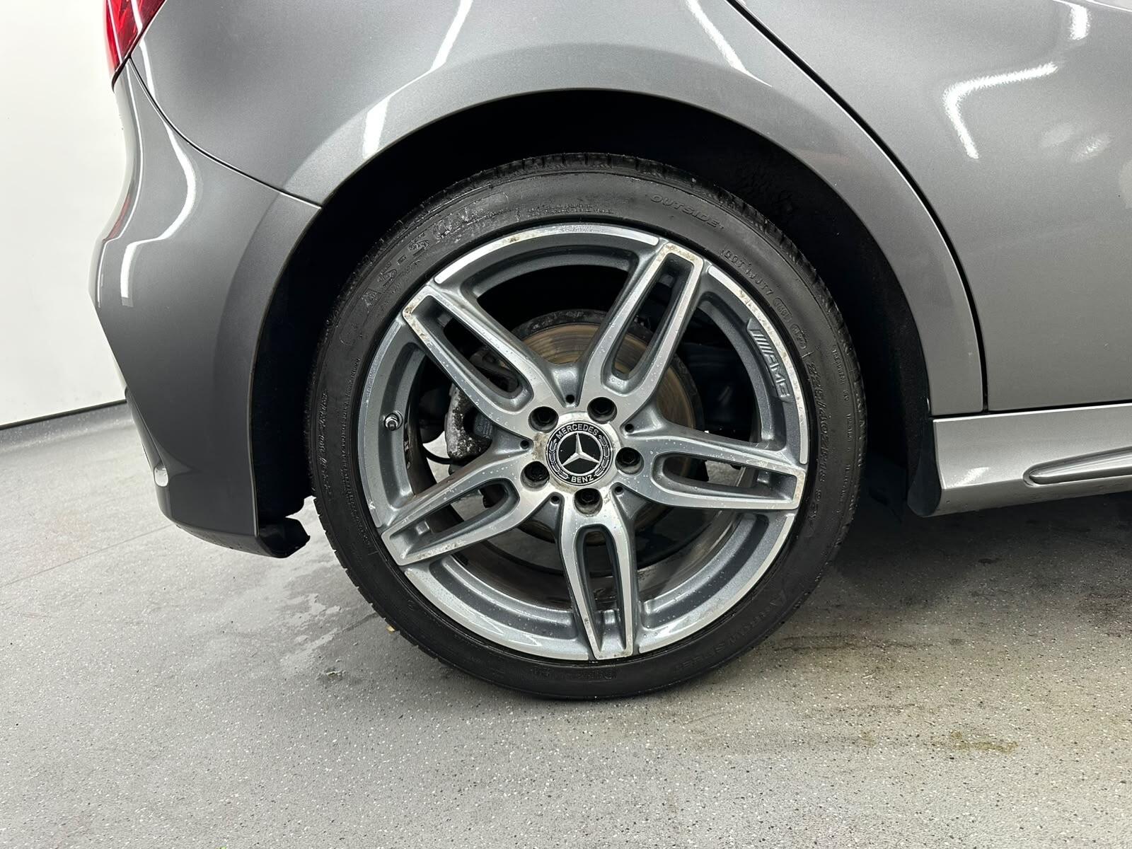 Mercedes-Benz A-Class view 16