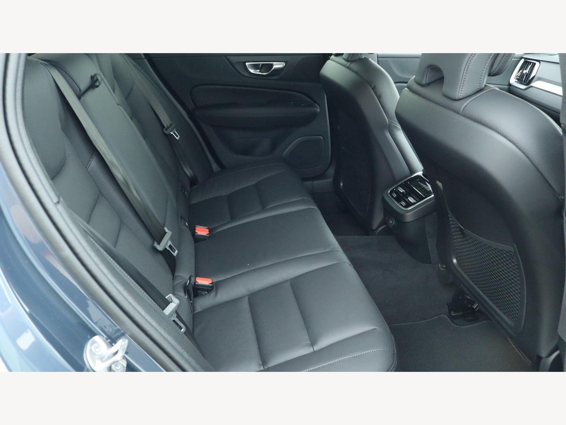 Volvo V60 view 9