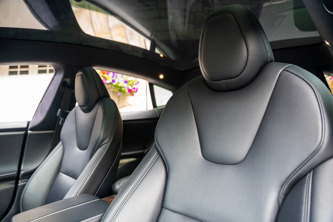 Tesla Model S view 49