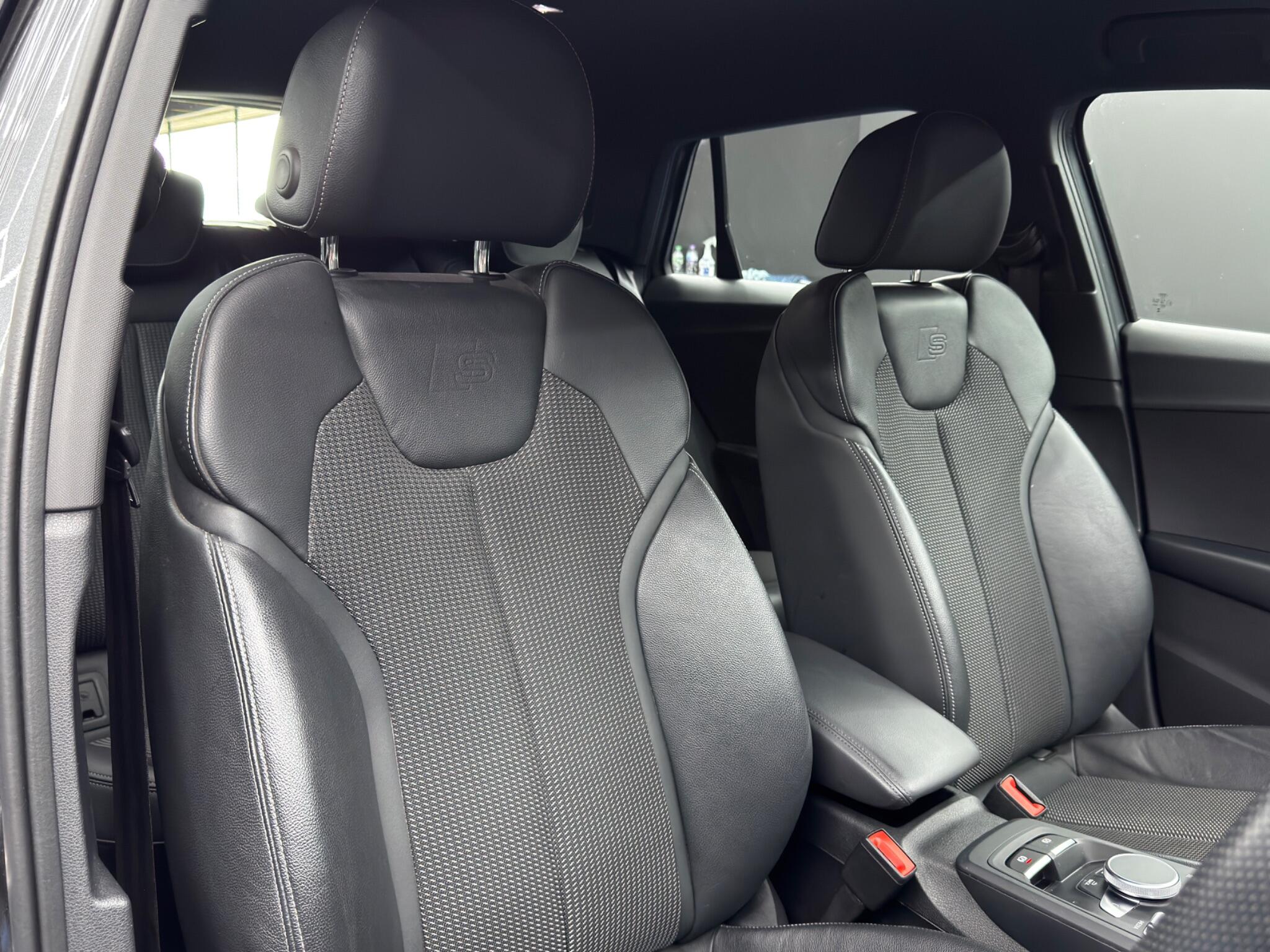 Audi Q2 view 12