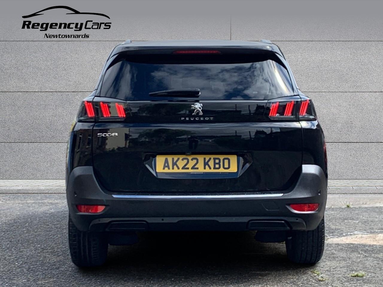 Peugeot 5008 view 6