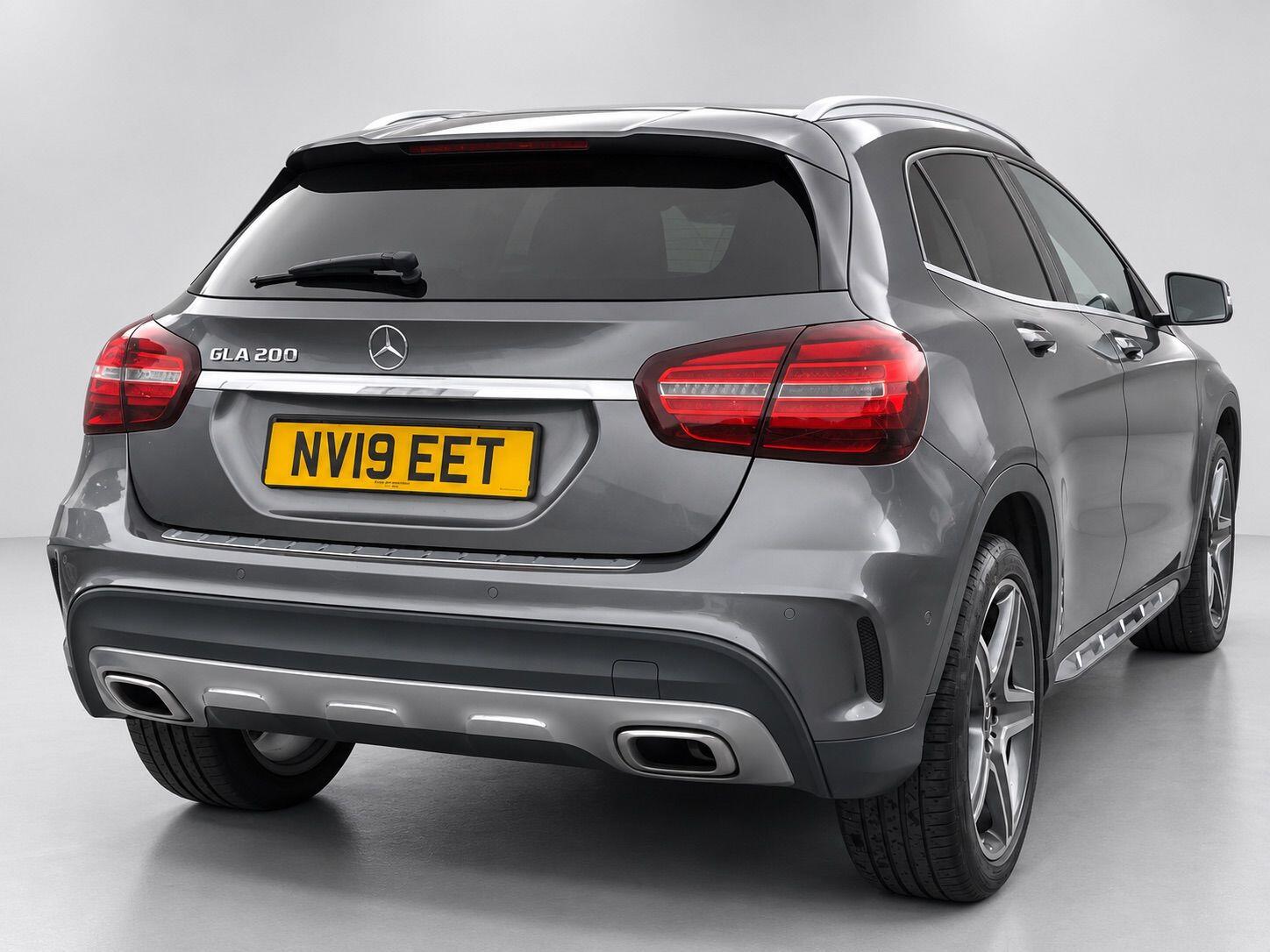 Mercedes-Benz Gla view 9