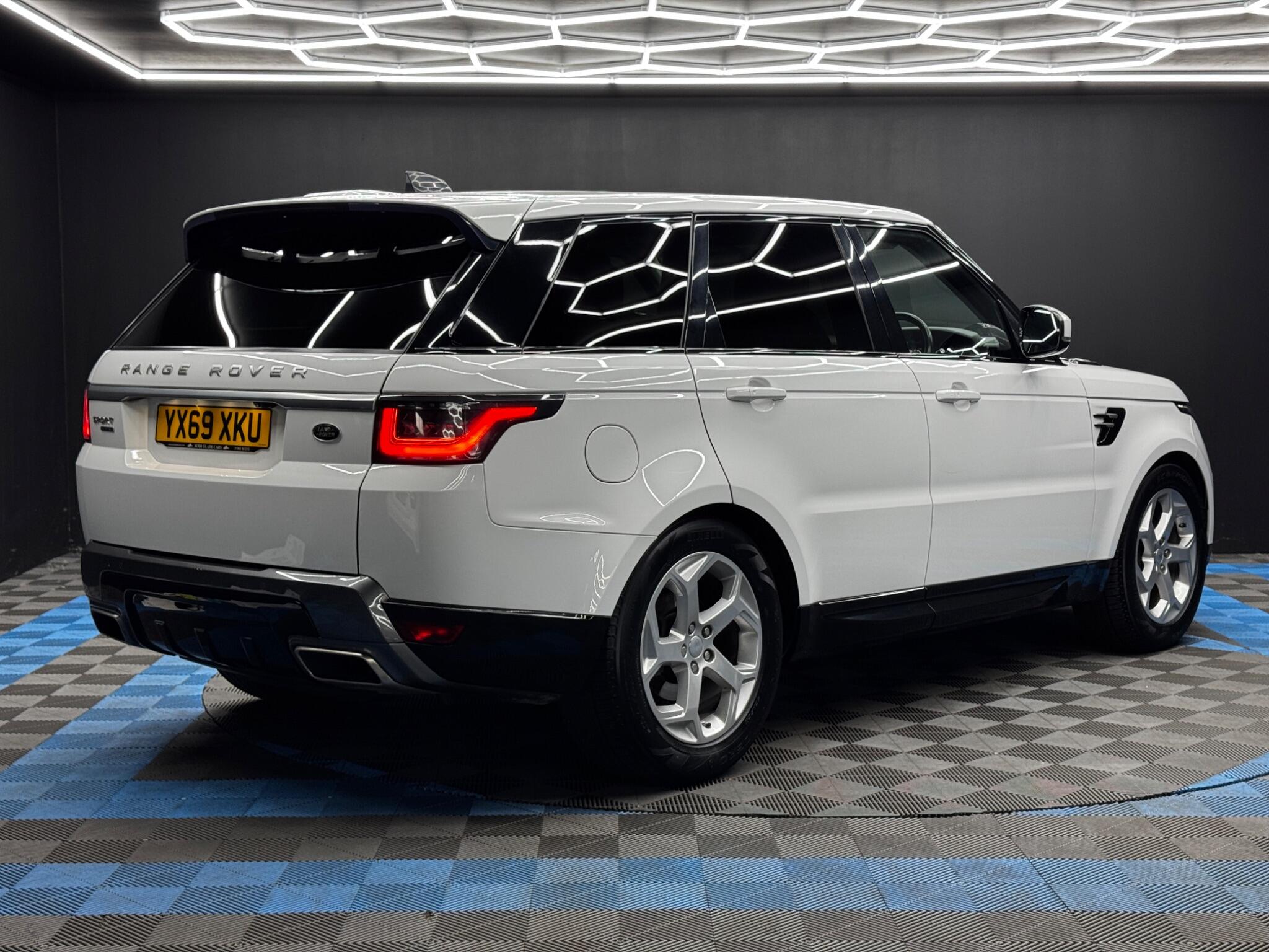 Land Rover Range Rover Sport view 5