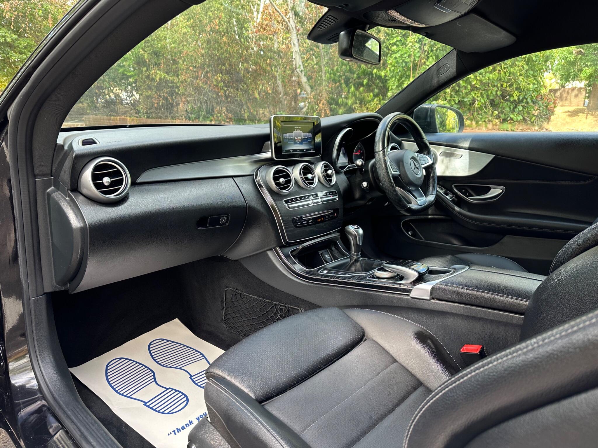 Mercedes-Benz C-Class view 12