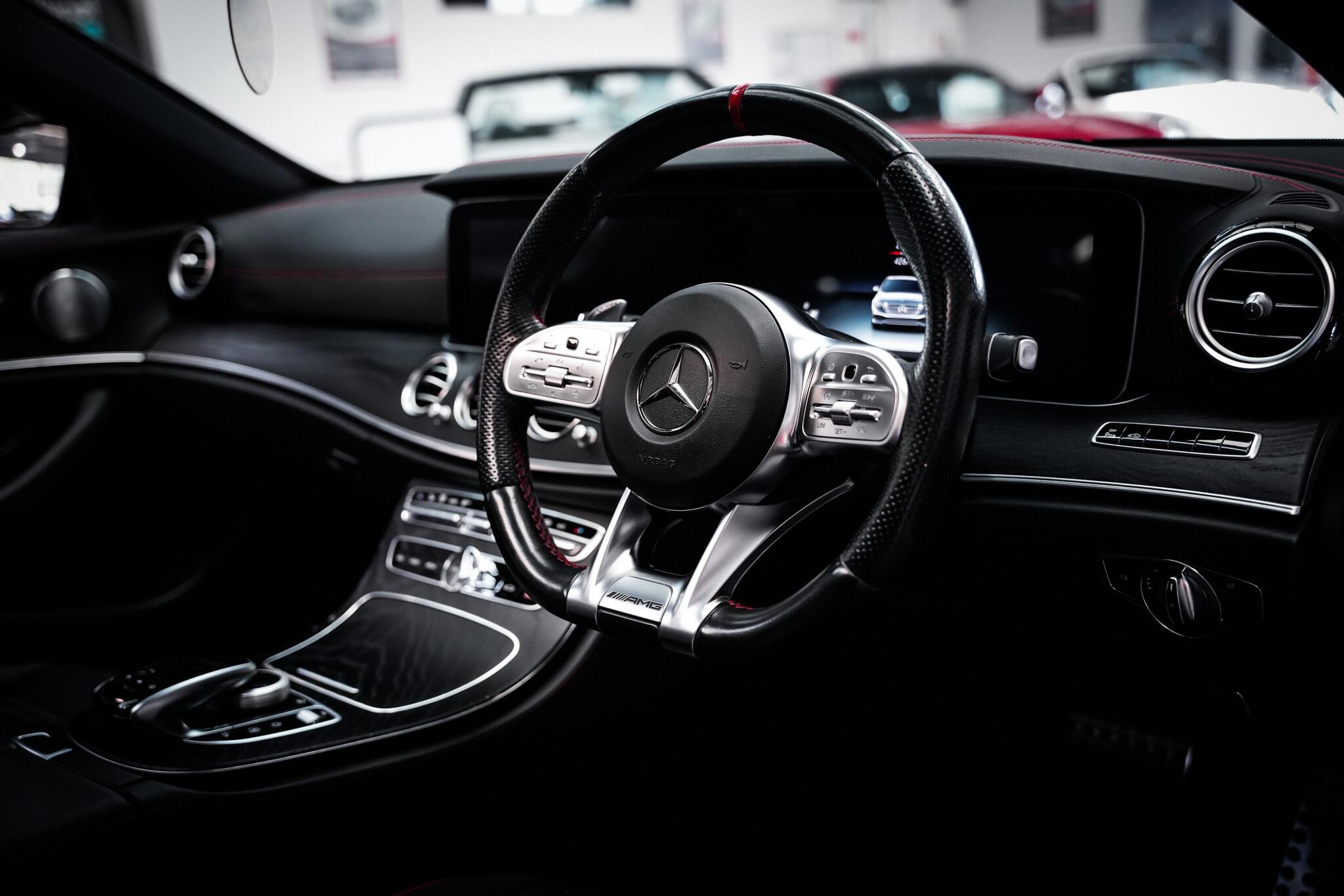 Mercedes-Benz E-Class view 19