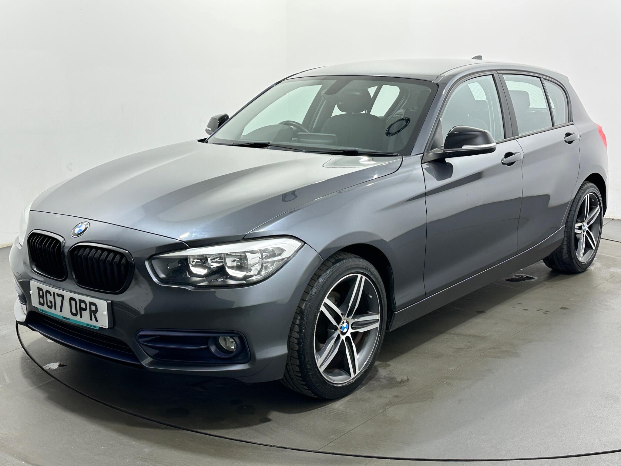 BMW 1 Series view 53