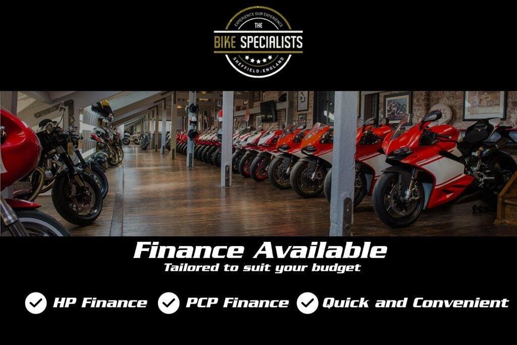 Ducati 888 view 23